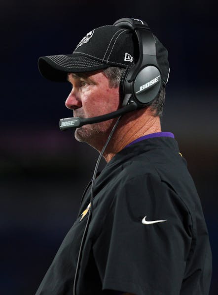 Minnesota Vikings head coach Mike Zimmer watched the final minute of play in the second half. ] ANTHONY SOUFFLE &#x2022; anthony.souffle@startribune.c