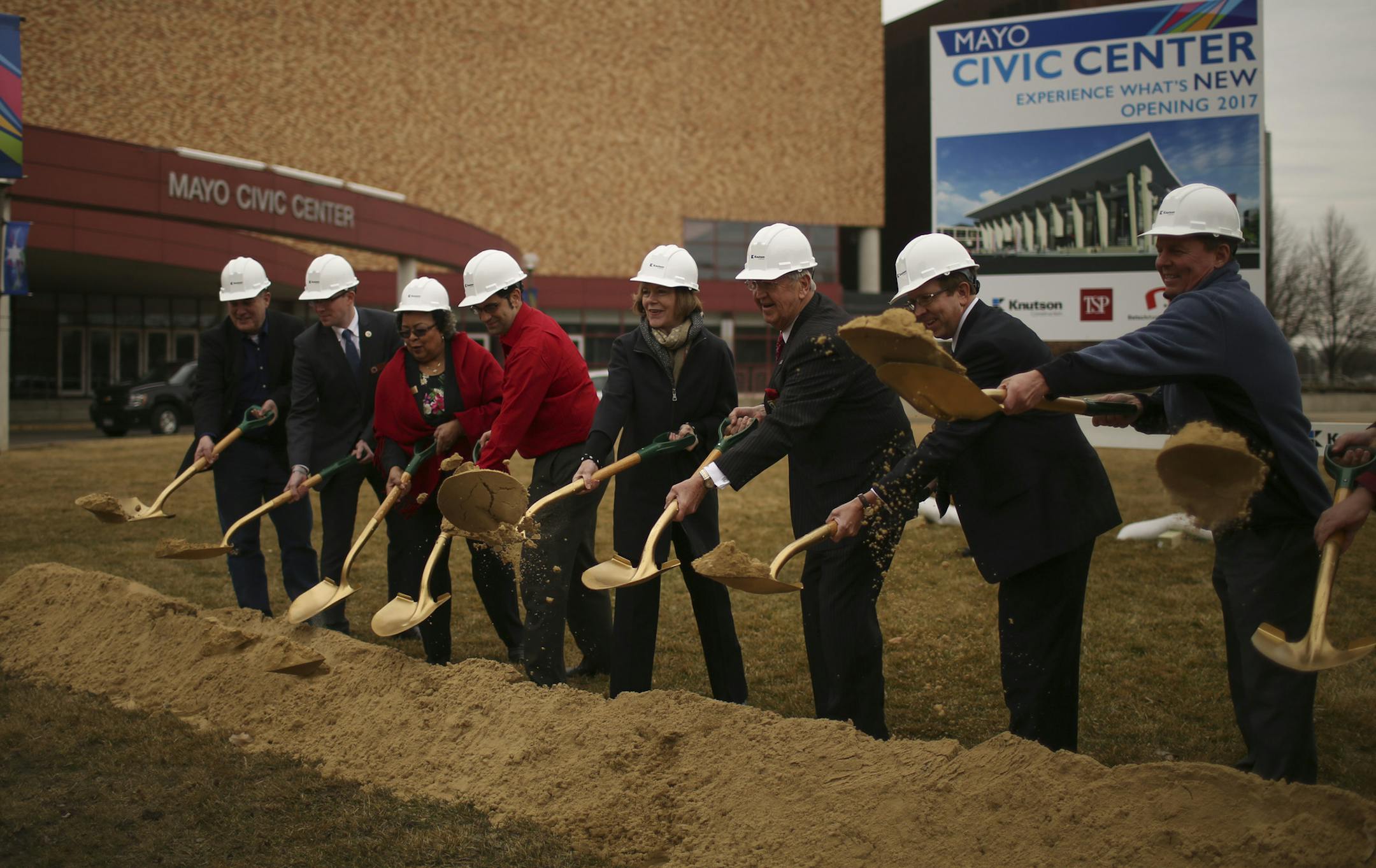 Local and state dignitaries tossed sand at the groundbreaking for the Mayo Civic Center project Thursday afternoon in Rochester. In the center were, from left, Lt. Gov. Tina Smith, Rochester Mayor Ardell Brede and Rochester City Council President Randy Staver. ] JEFF WHEELER ï jeff.wheeler@startribune.com A ceremonial groundbreaking was held Thursday afternoon in Rochester March 19, 2015 for the $85 million Mayo Civic Center expansion and renovation.