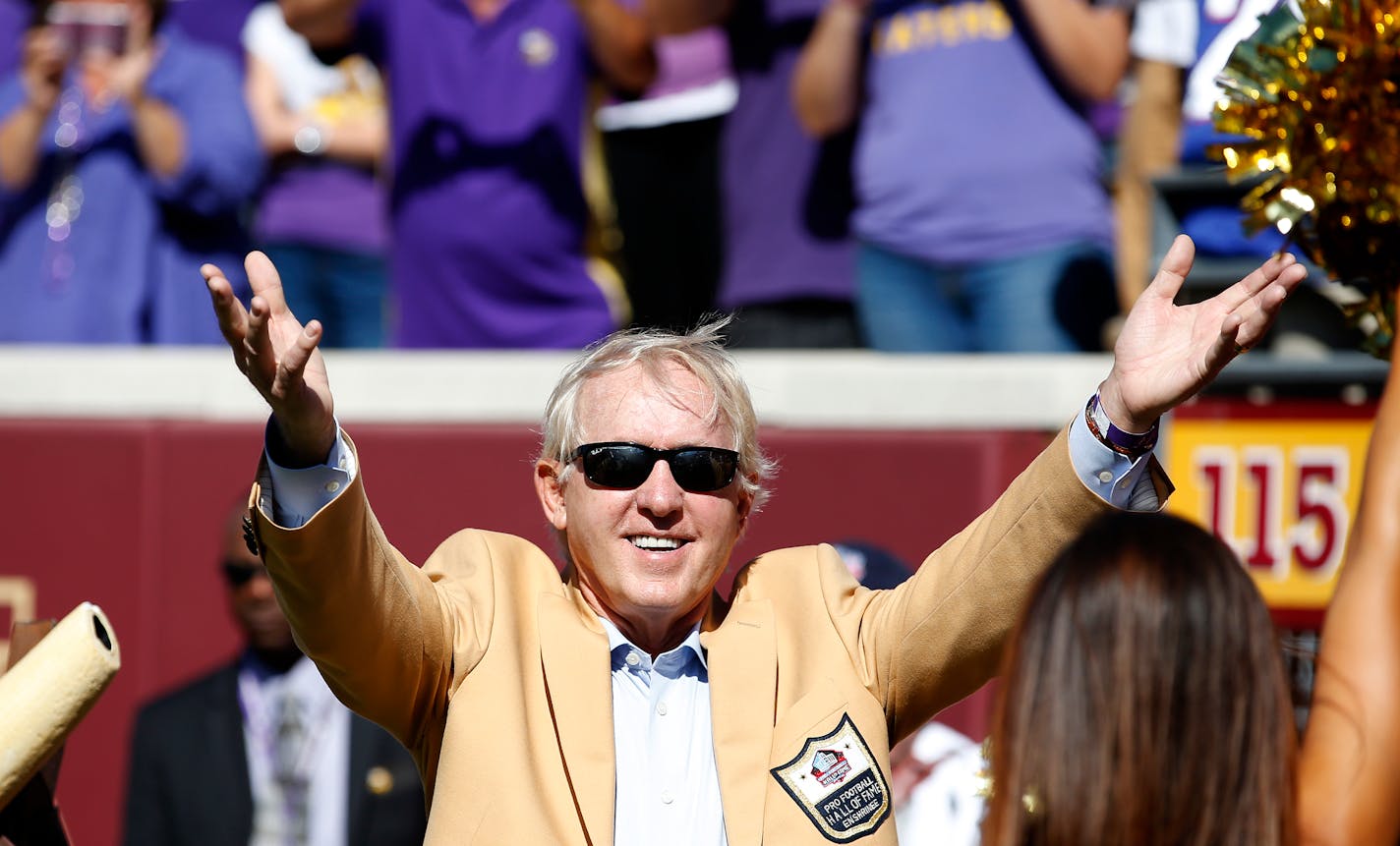 Former Minnesota Vikings quarterback Fran Tarkenton