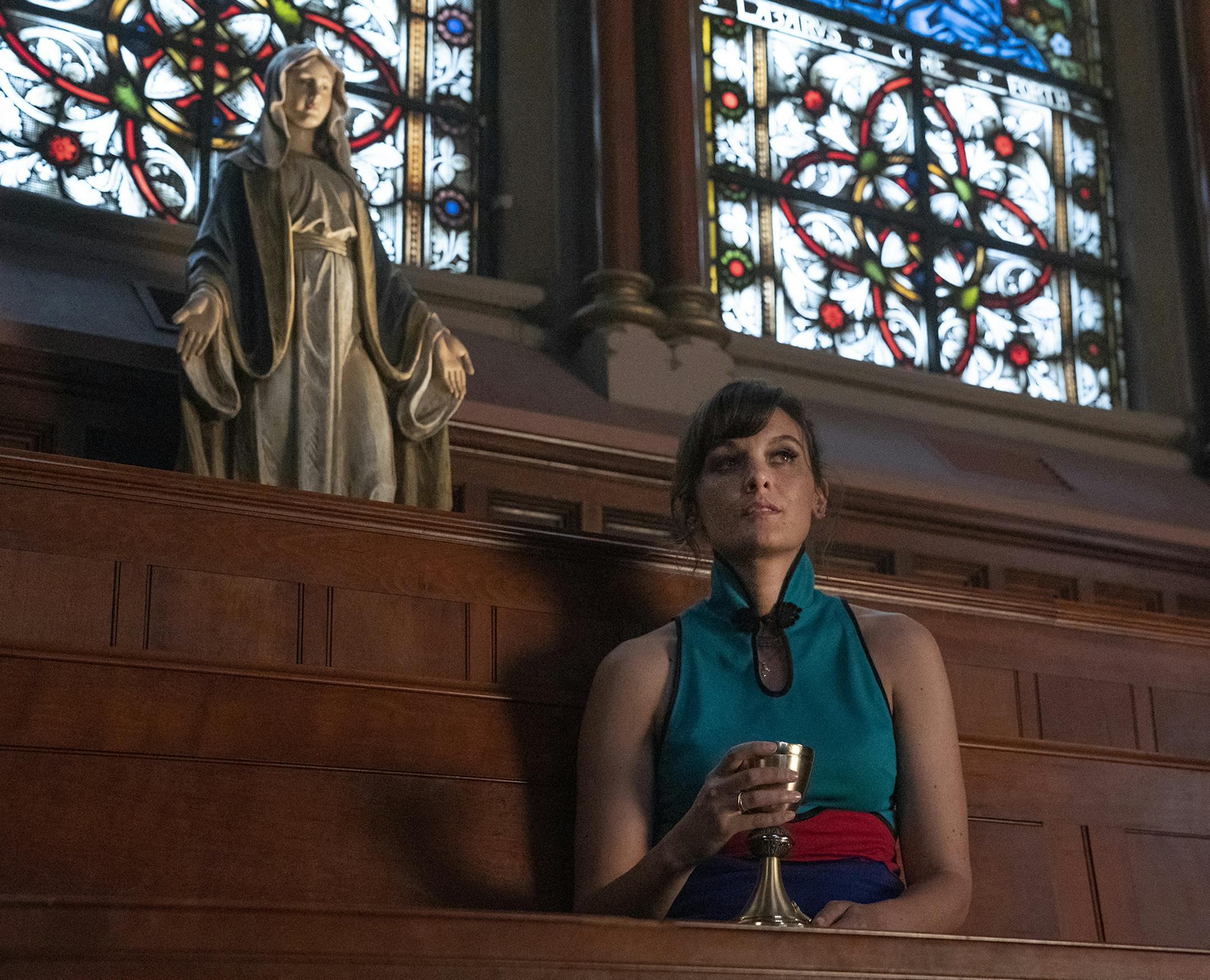 Frankie Shaw as Bridgette in SMILF (Season 2, Episode 02, "Sorry Mary, I\'m Losing Faith"). - Photo: Dana Starbard/SHOWTIME - Photo ID: SMILF_202_3384.R.JPG ORG XMIT: Show: SMILF S2