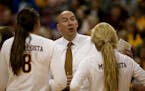 Gophers coach Hugh McCutcheon will become a member of the New Zealand Order of Merit for his success in volleyball.
