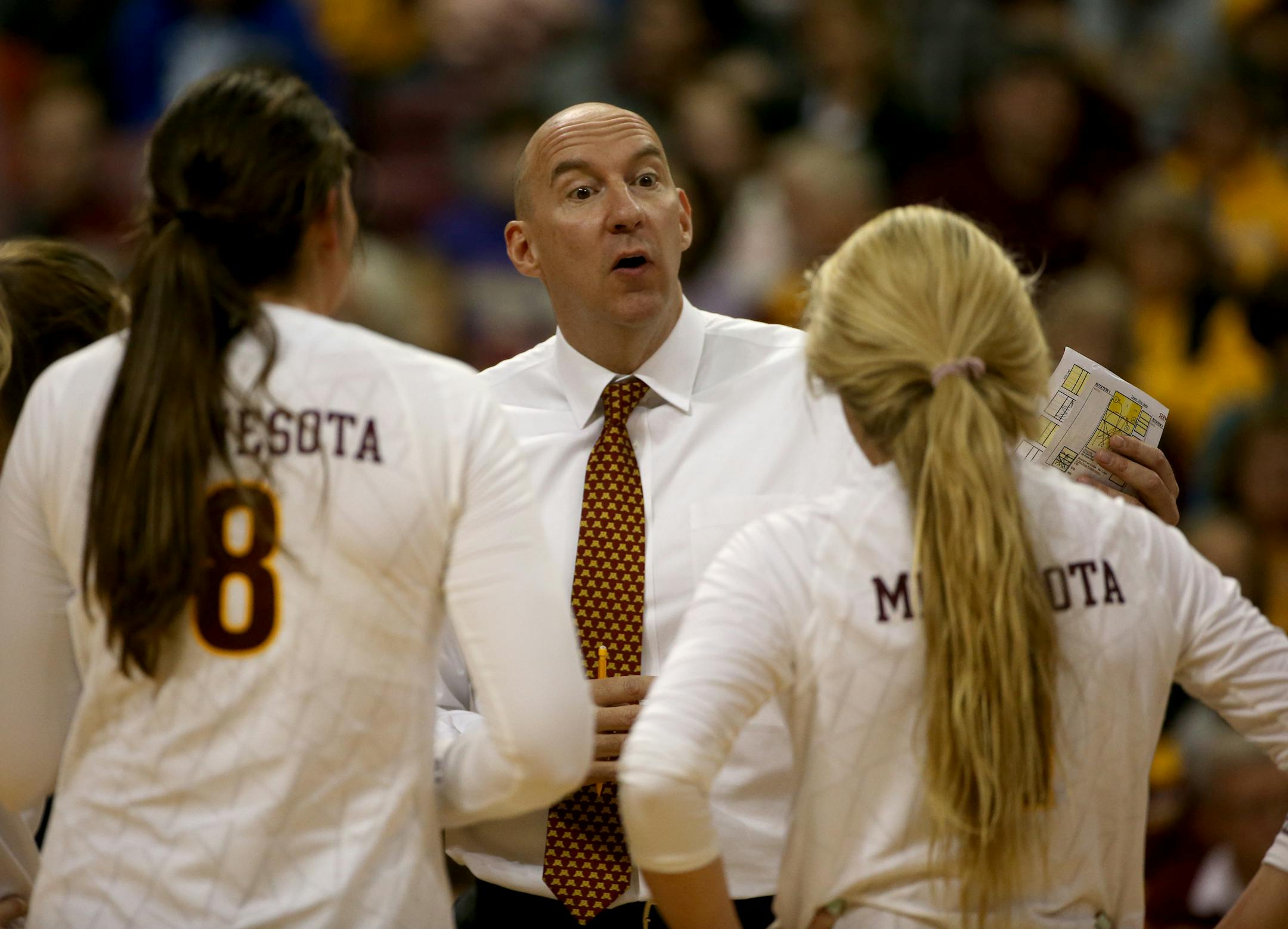 Gophers coach Hugh McCutcheon will become a member of the New Zealand Order of Merit for his success in volleyball.