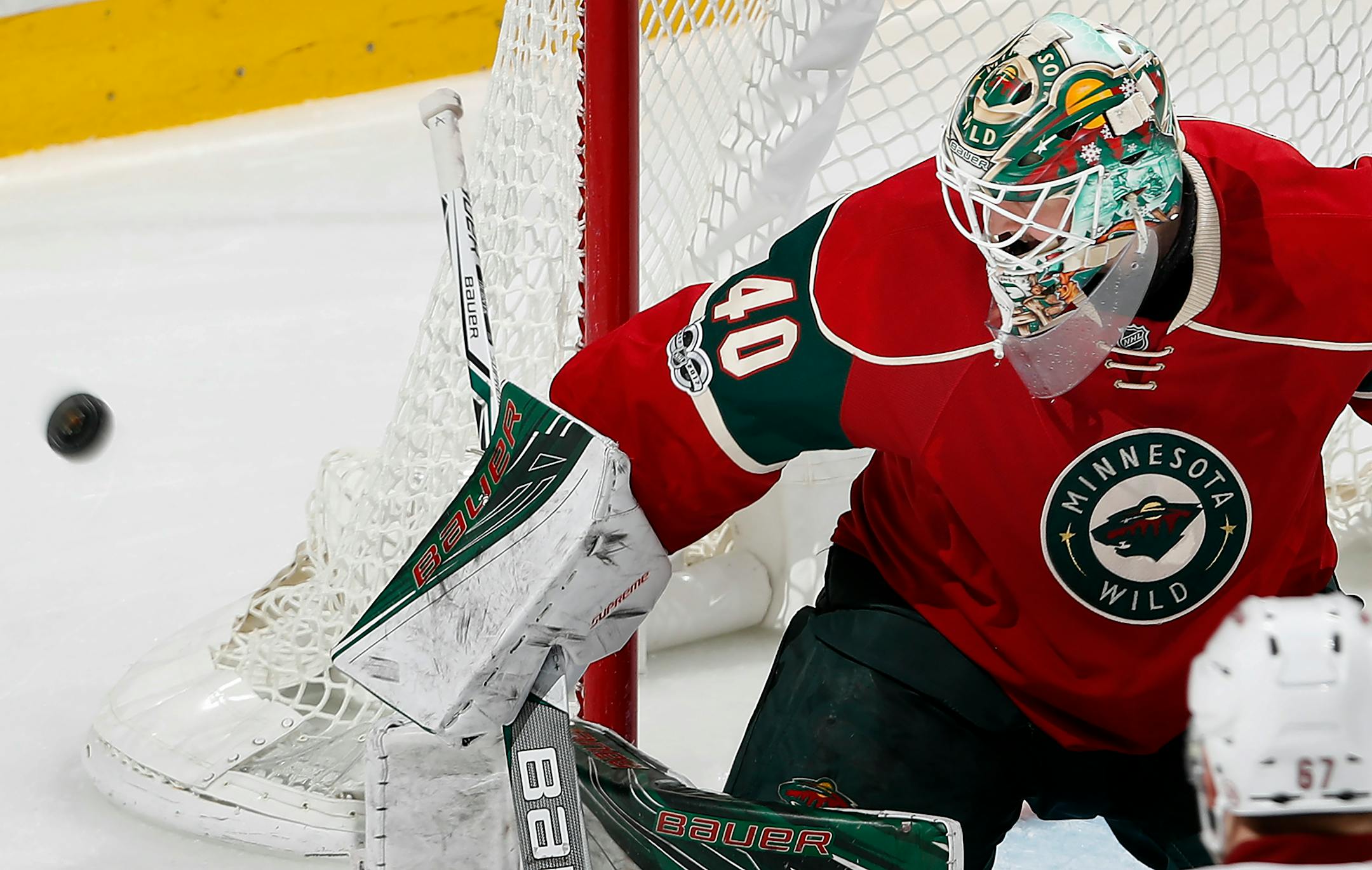 Wild goalie Devan Dubnyk doesn't like changing equipment as it is, let alone in the middle of the hockey season. ] CARLOS GONZALEZ cgonzalez@startribune.com - January 19, 2017, St. Paul, MN, Xcel Energy Center, NHL, Hockey, Arizona Coyotes at Minnesota Wild