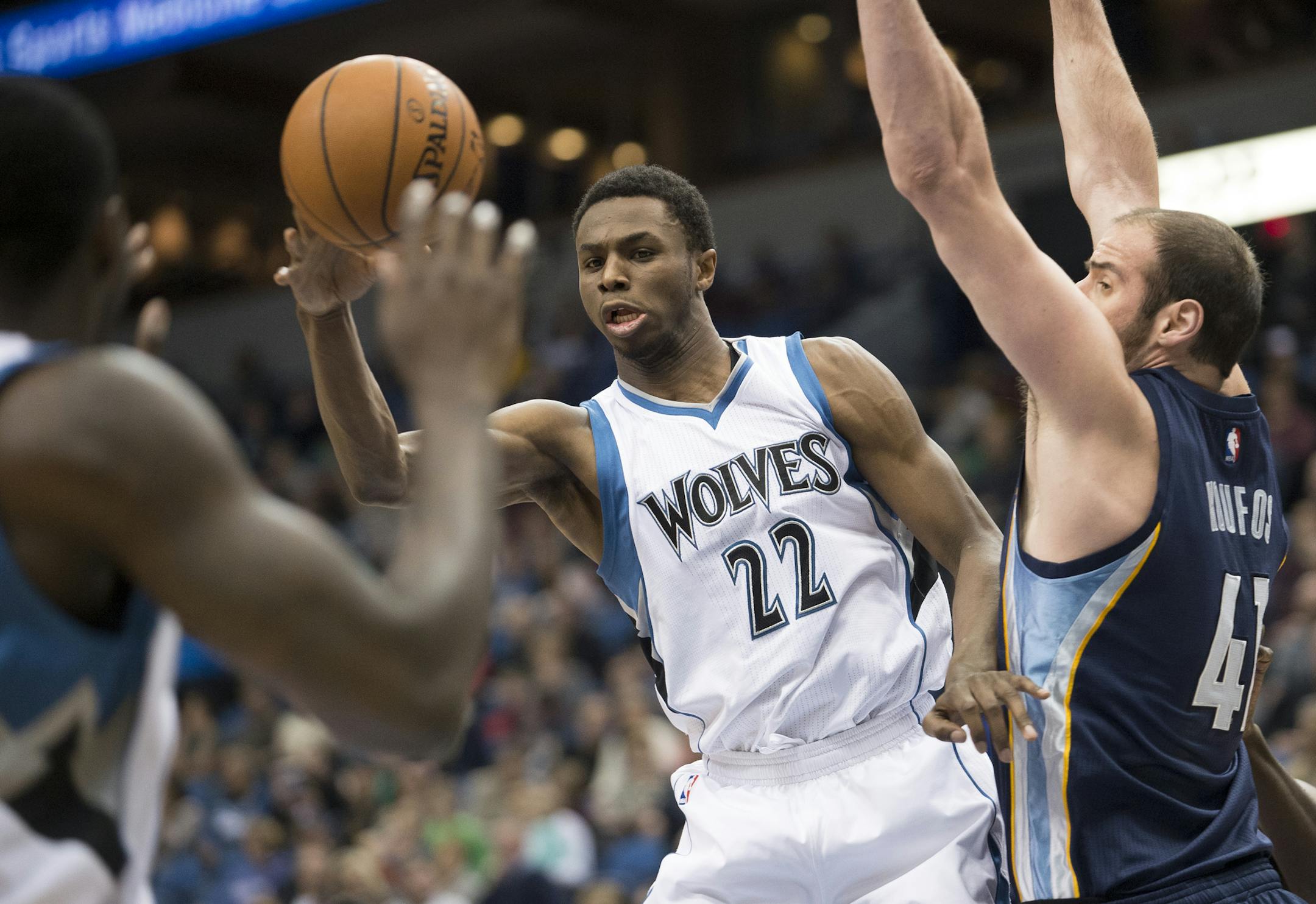 Minnesota Timberwolves forward Andrew Wiggins (22) passes the ball to Minnesota Timberwolves center Gorgui Dieng (5) during the first half. ] (Aaron Lavinsky | StarTribune) The Memphis Grizzlies play the Minnesota Timberwolves on Friday, Feb. 6, 2015 at Target Center.