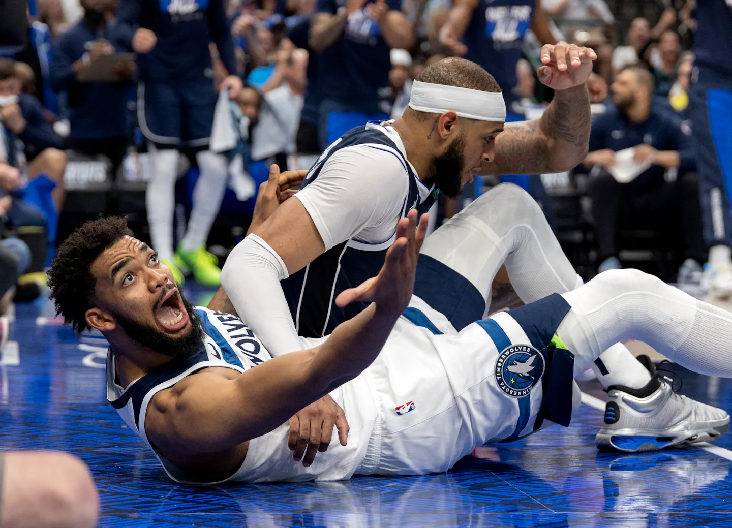 Timberwolves escape Dallas with first win of Western Conference finals, over Mavericks 105-100 - Vimarsana News