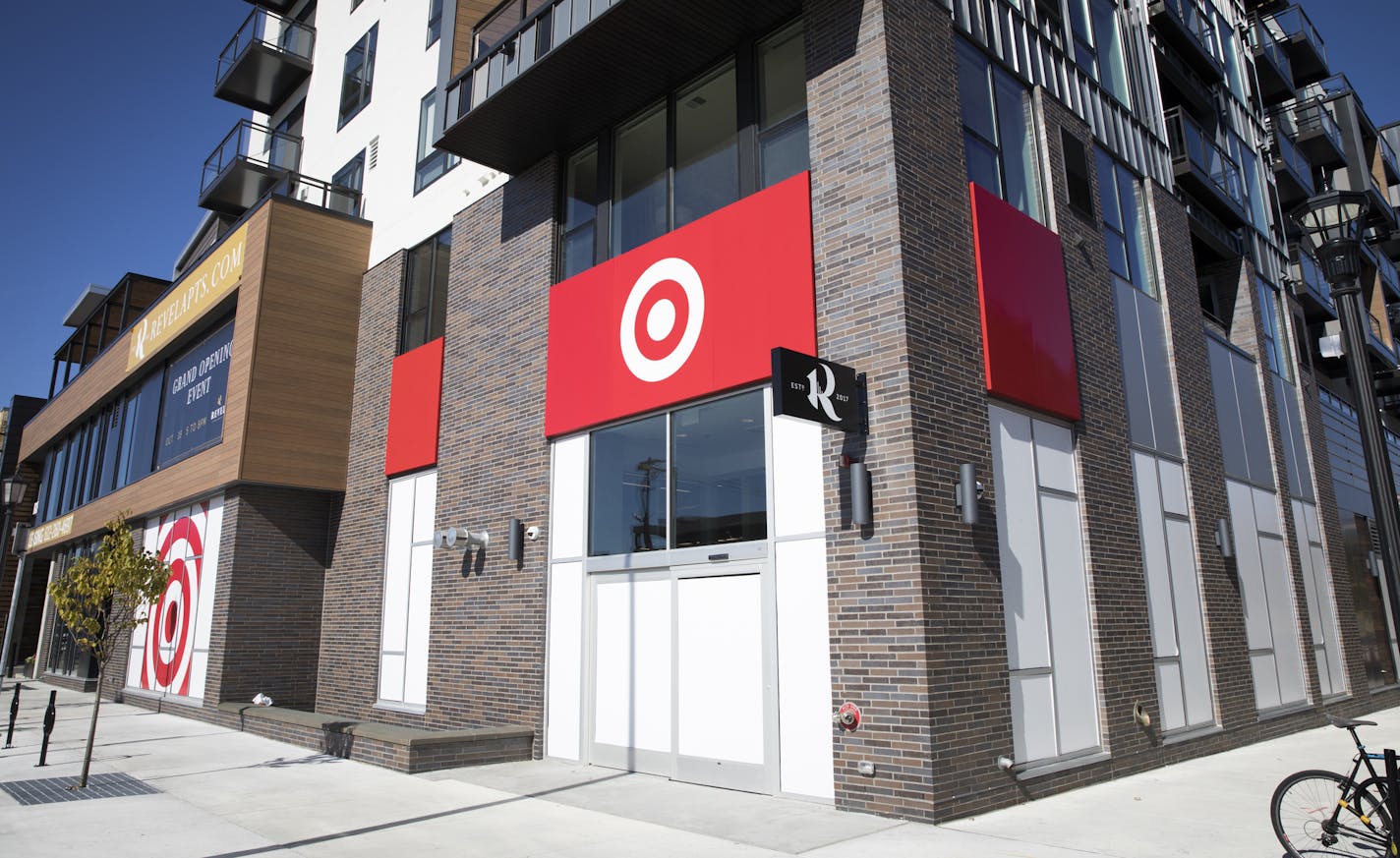 Target's store in Uptown is one of about a dozen new urban stores the retailer is opening this week. This is the Fremont Avenue South and Lake Street entrance photographed on Tuesday, October 17, 2017, in Minneapolis, Minn. ] RENEE JONES SCHNEIDER &#x2022; renee.jones@startribune.com