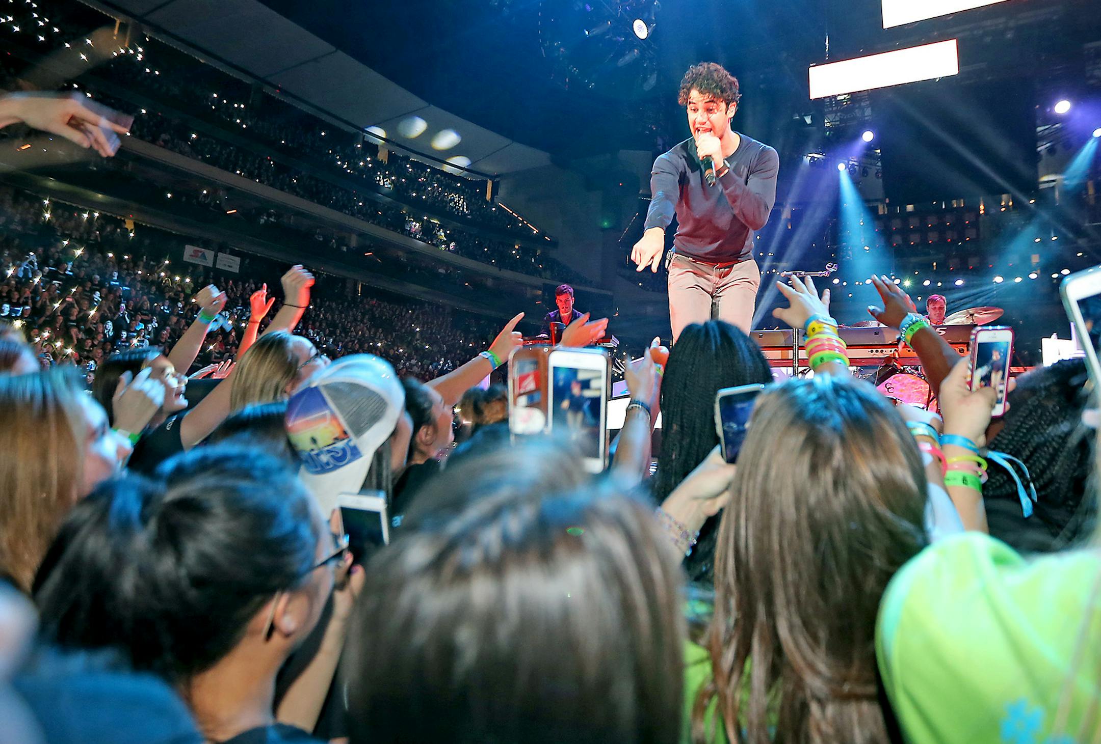 Darren Criss, actor and singer performed "Teenage Dream," before 18,000 students at the Xcel Energy Center for the third annual We Day, Tuesday, October 3, 2015 in St. Paul, MN. ] (ELIZABETH FLORES/STAR TRIBUNE) ELIZABETH FLORES • eflores@startribune.com