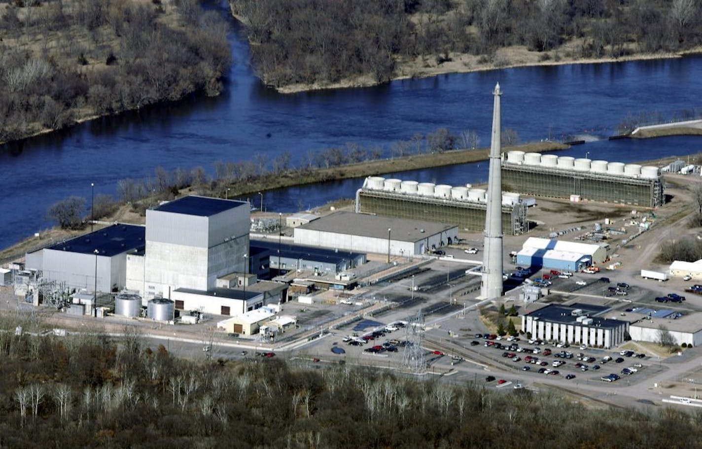 FILE - In this April 3, 2006 file photo, Xcel's nuclear power plant at Monticello, Minn., is shown. Although the Minnesota House and Senate voted to lift a construction moratorium on new nuclear plants in Minnesota, Gov. Mark Dayton has asked for several changes before he'd sign the bill. (AP Photo/Jim Mone,file) ORG XMIT: MIN2013061117391171 ORG XMIT: MIN1306111742255774