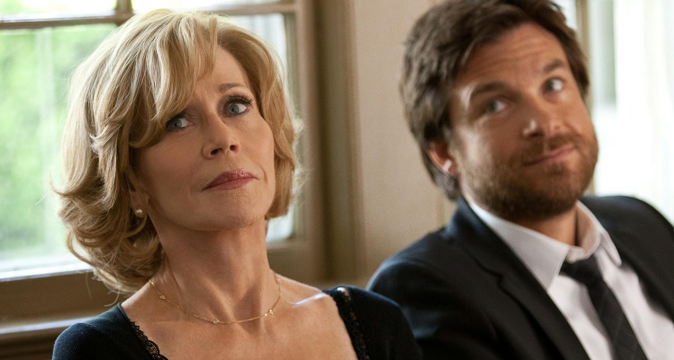 TIWILY-08091r Film Name: THIS IS WHERE I LEAVE YOU Copyright: ¬© 2014 WARNER BROS. ENTERTAINMENT INC. Photo Credit: Jessica Miglio Caption: (L-r) JANE FONDA as Hilary Altman and JASON BATEMAN as Judd Altman in Warner Bros. Pictures' dramatic comedy "THIS IS WHERE I LEAVE YOU," a Warner Bros. Pictures release.