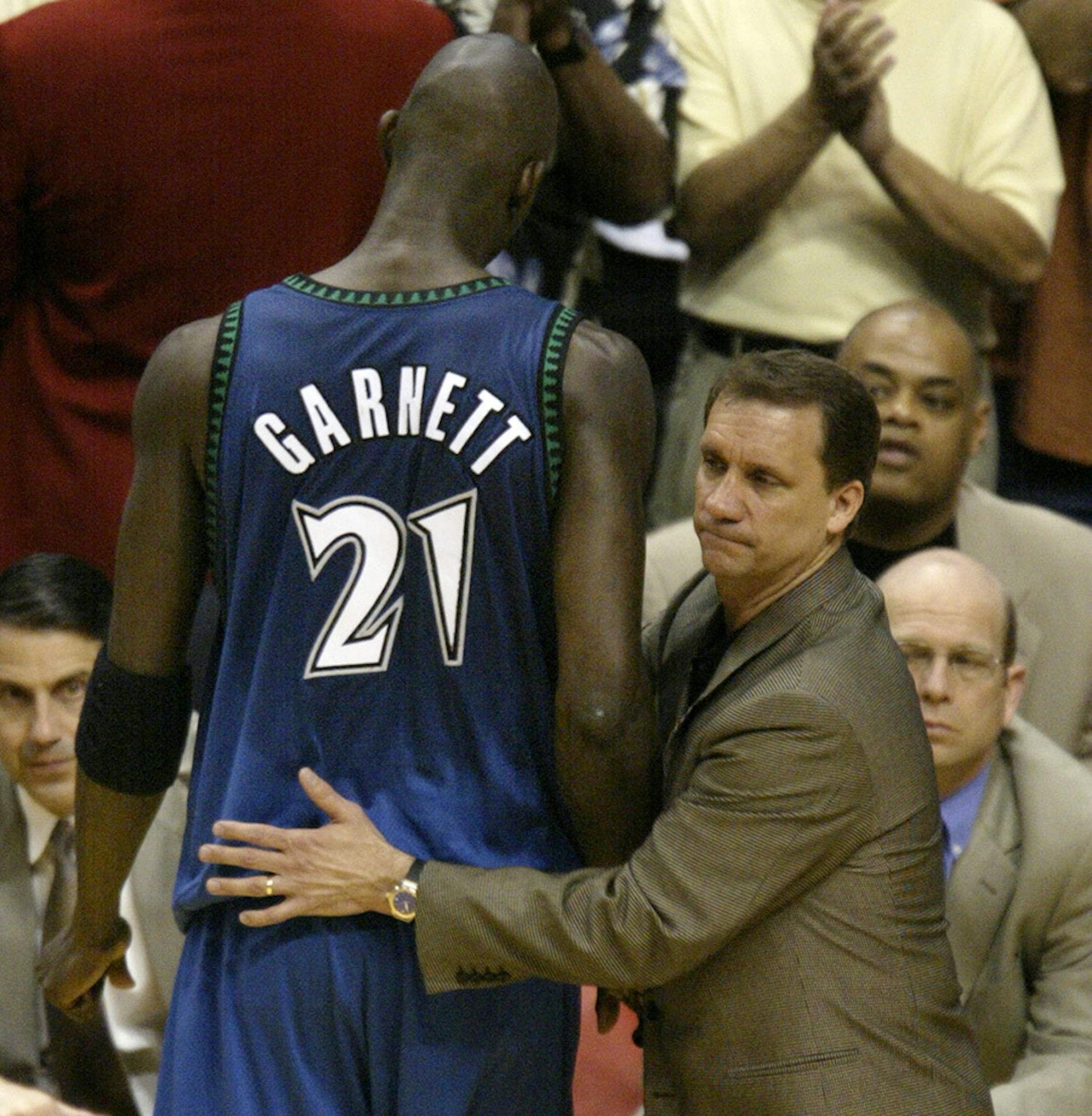05/31/04 -Timberwolves vs. Lakers - Game 6 of western conference finals - Lakers win the series.