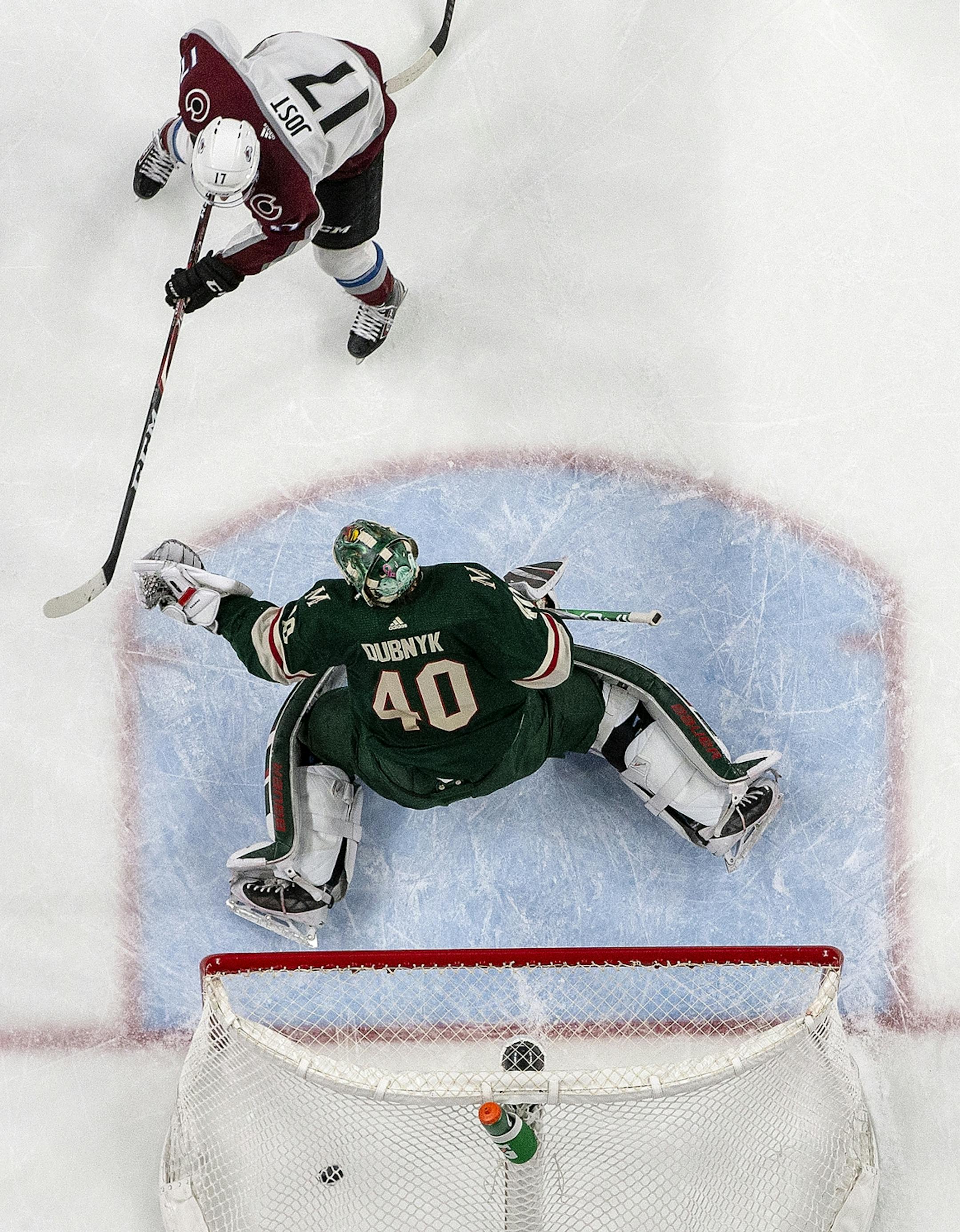 Tyson Jost (17) shot the puck past Wild goalie Devan Dubnyk (40) for a goal in the second period.