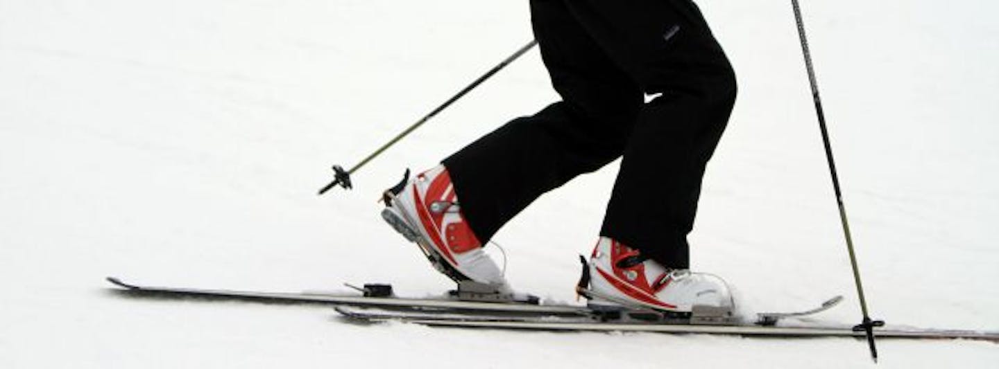 BLOOMINGTON-1/24/10
Telemark skiing differs from alpine skiing in that the skiis used connect the boot to the ski only at the toe. Modern telemark ski boots allow the toe to flex. PHOTO BY KATHY M HELGESON