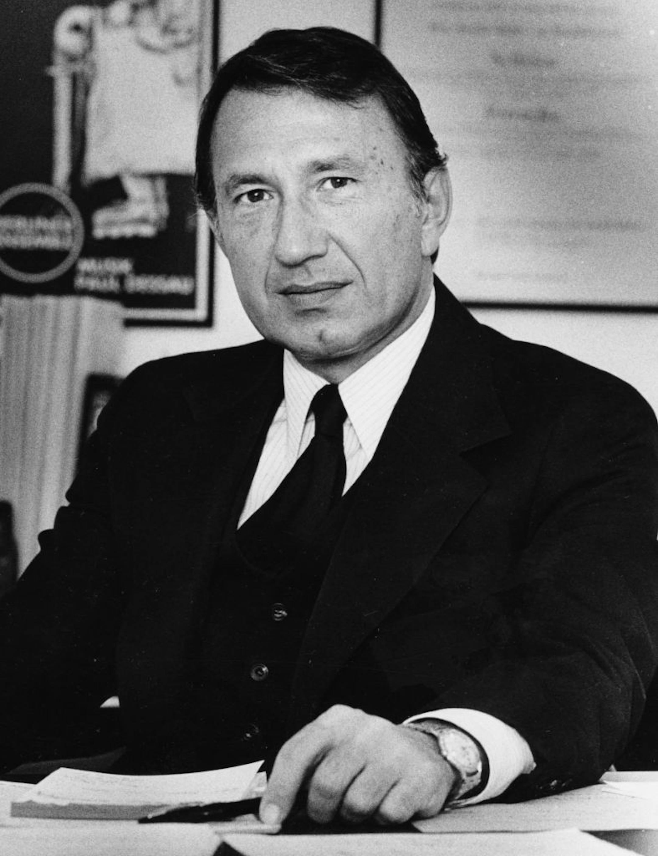 Donald Schoenbaum