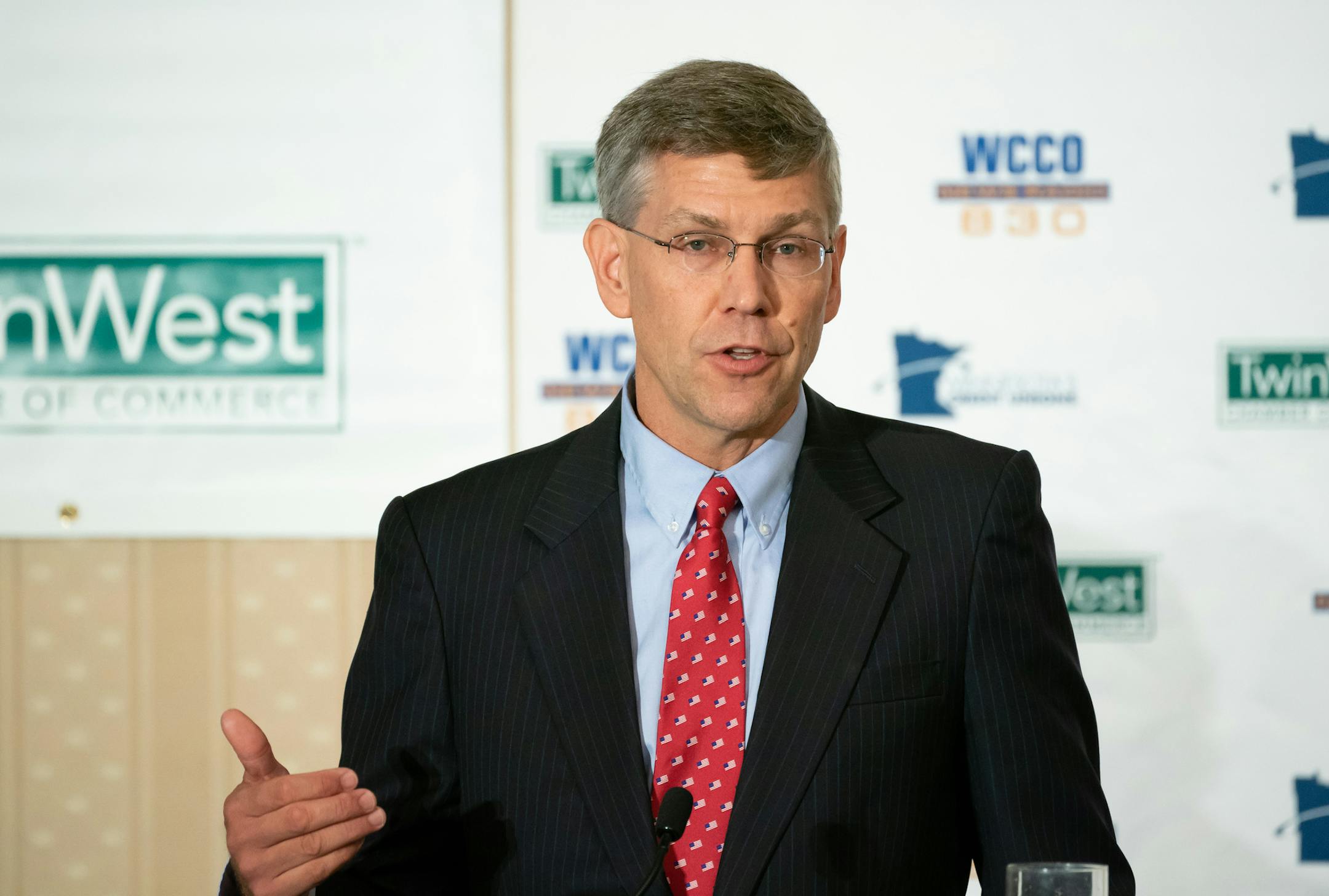 Rep. Erik Paulsen and DFL challenger Dean Phillips squared off Tuesday in their first debate ahead of the November election. and greeted each other at the end of Tuesday's fifth district debate. ] GLEN STUBBE ï glen.stubbe@startribune.com Tuesday, August 21, 2018 Rep. Erik Paulsen and DFL challenger Dean Phillips squared off Tuesday in their first -- and so far, only -- scheduled debate ahead of the November election. The forum was held by the TwinWest Chamber of Commerce in St. Louis Park,