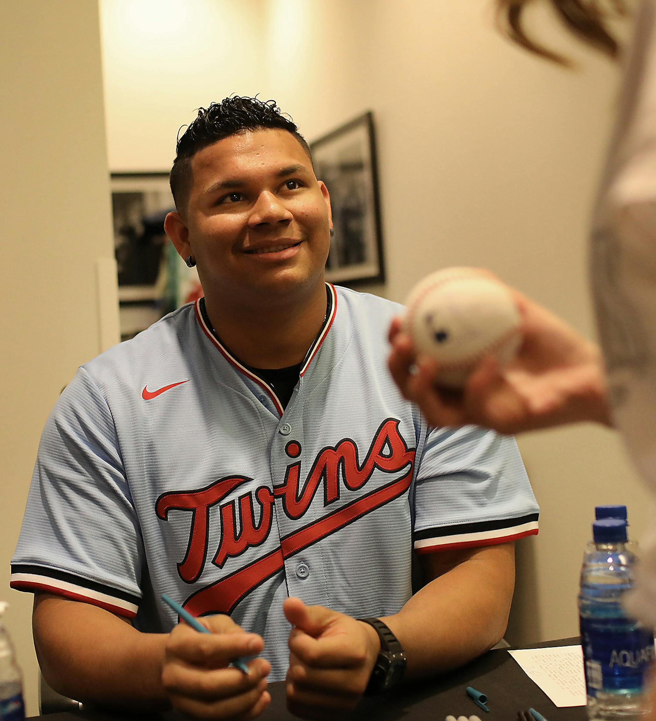Minnesota Twins pitcher Brusdar Graterolat signed autographs. During TwinsFest 2020 Friday, Jan. 24, 2020, at Target Field in Minneapolis, MN.]
DAVID JOLES • david.joles@startribune.com
Twinsfest at Target Field
Brusdar Graterol
Luis Arraez
Josh Donaldson