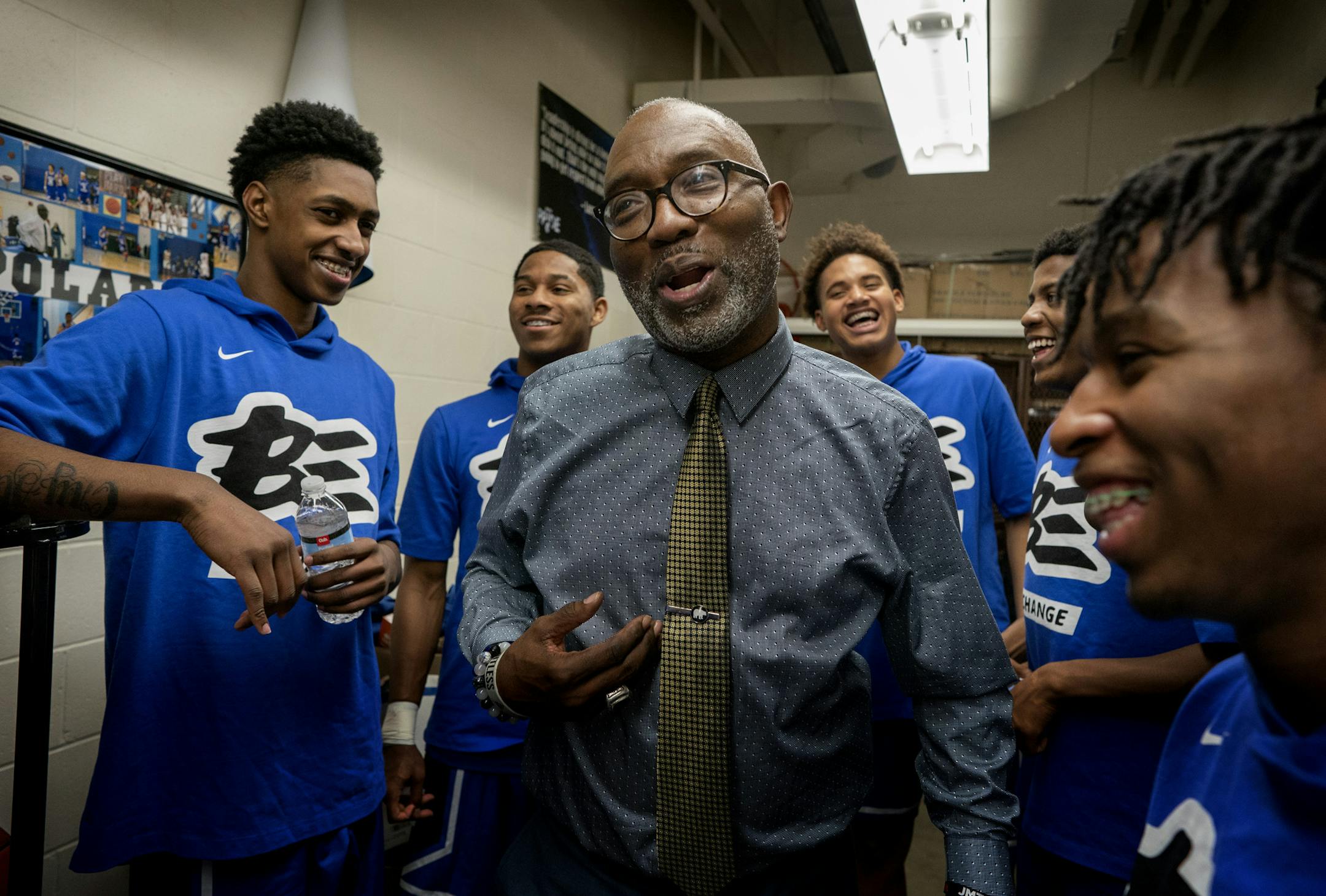 North High coach Larry McKenzie interacted with his players before a game against Southwest at North High School Tuesday February 12, 2019 in Minneapolis, MN.] Jerry Holt • Jerry.holt@startribune.com