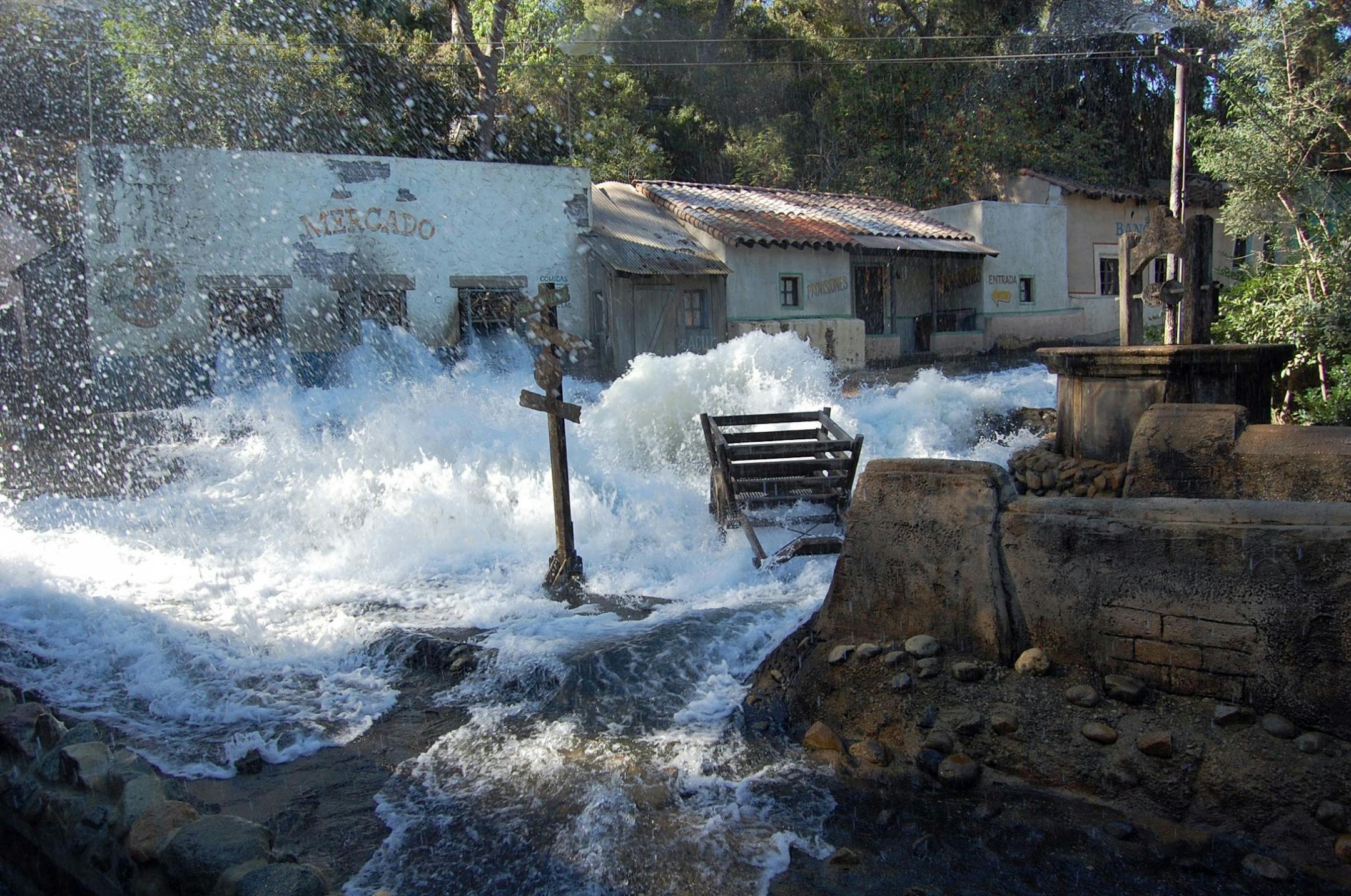 hollywood studio tour - faux flood