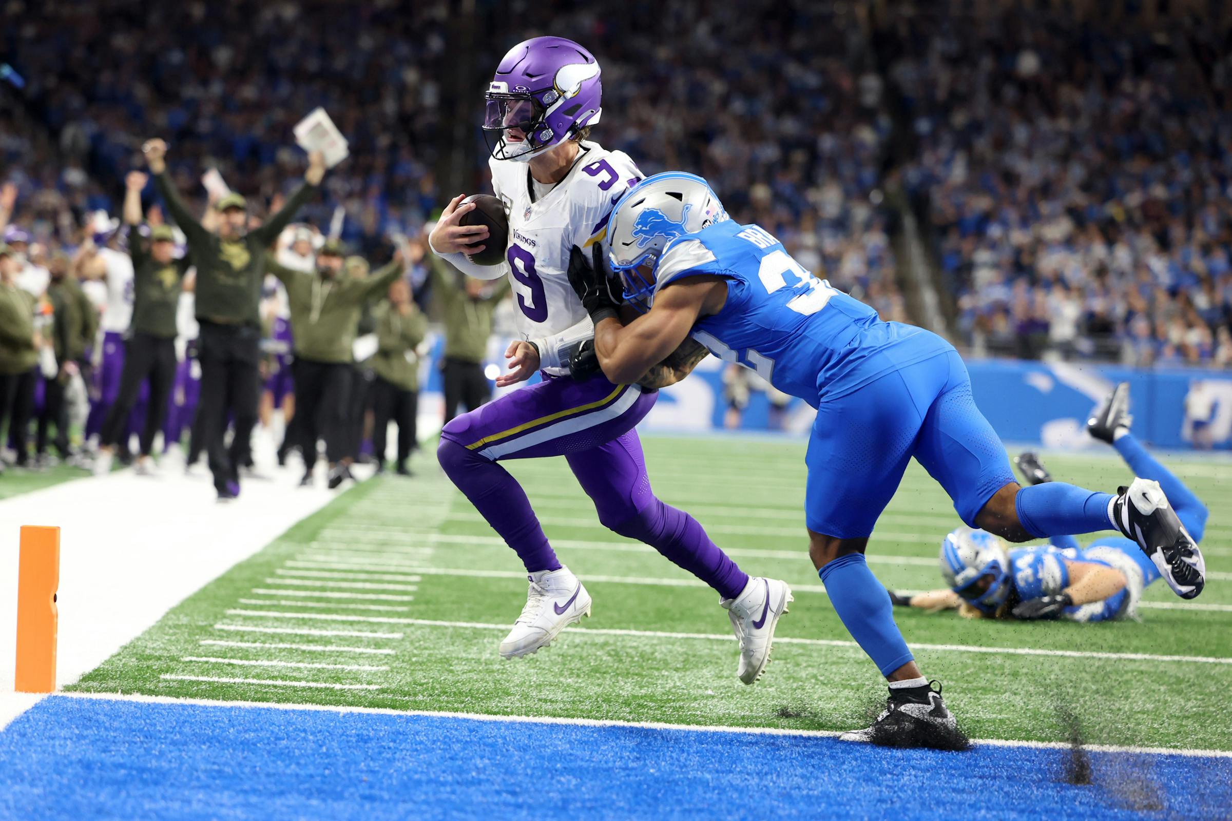 Image for Live: J.J. McCarthy returns for the Vikings against the Lions in Detroit