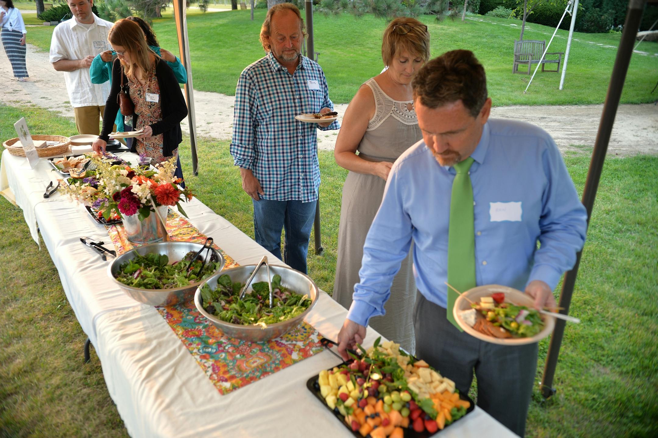 Guests at the Wine & Dine for Climate indulged in the locally-sourced buffet and all they can drink Alexis Bailly vineyard wine.