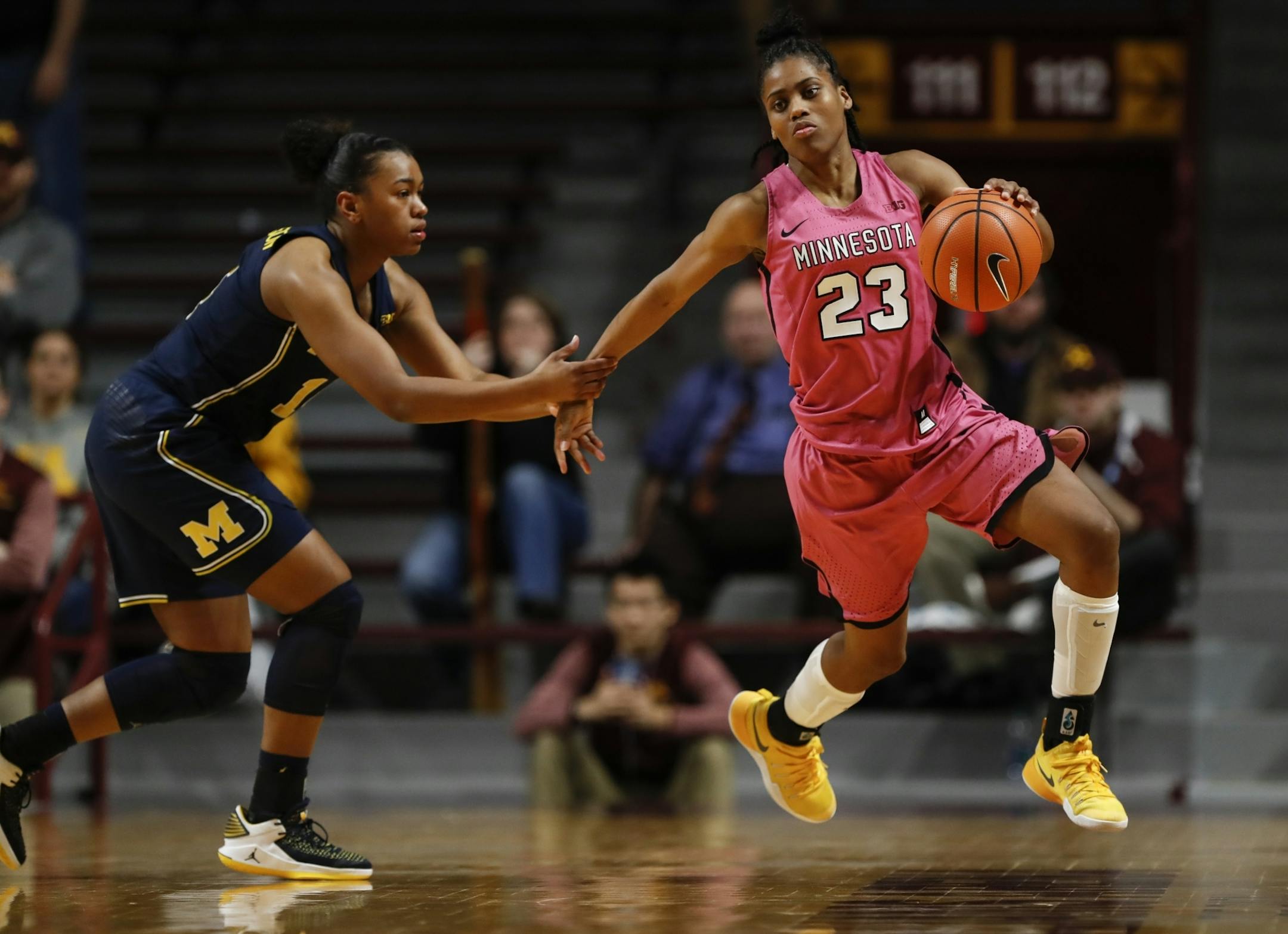 Kenisha Bell (23)