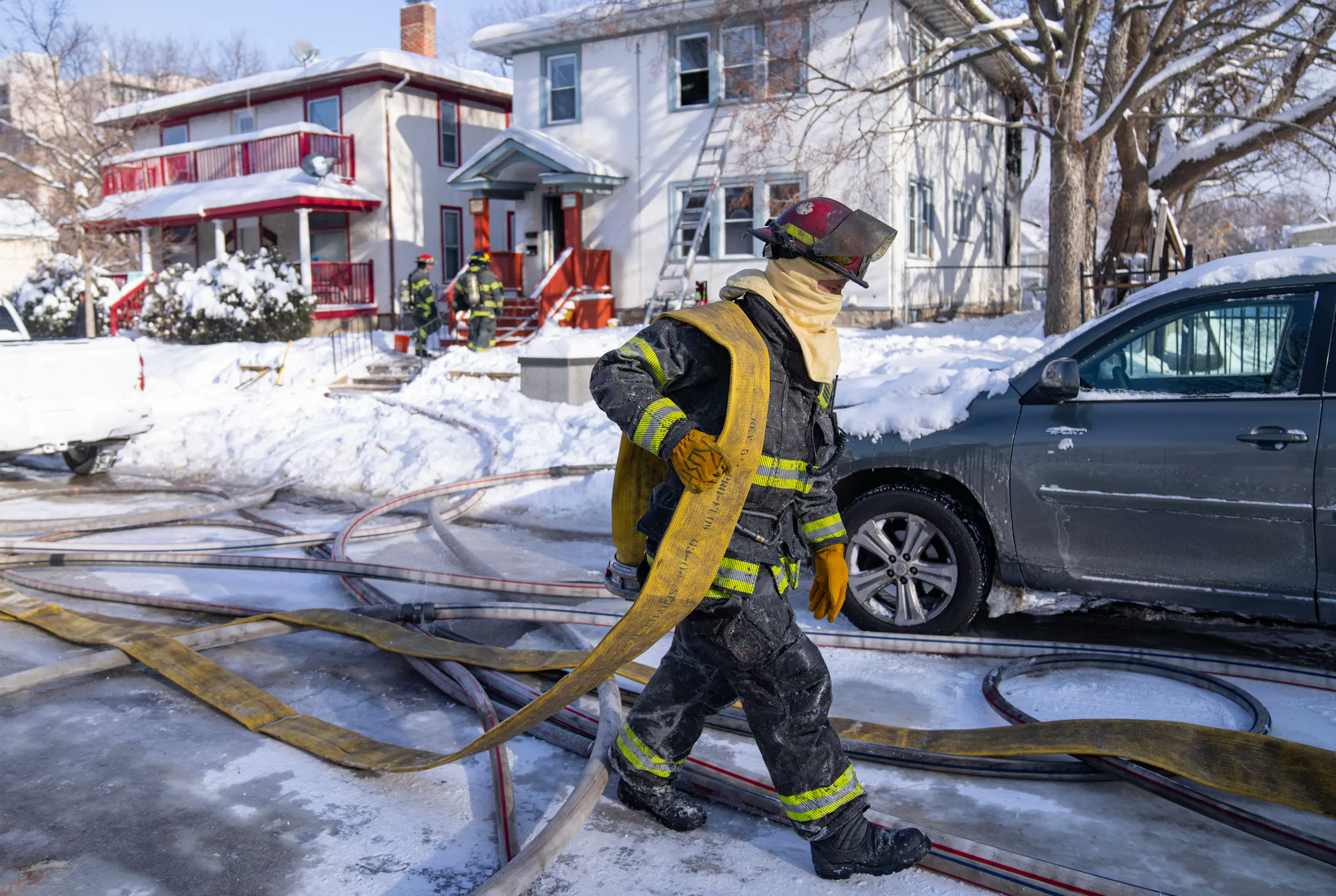 Fire displaces five from south Minneapolis duplex