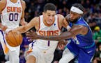 Devin Booker finished with 29 points on Monday.