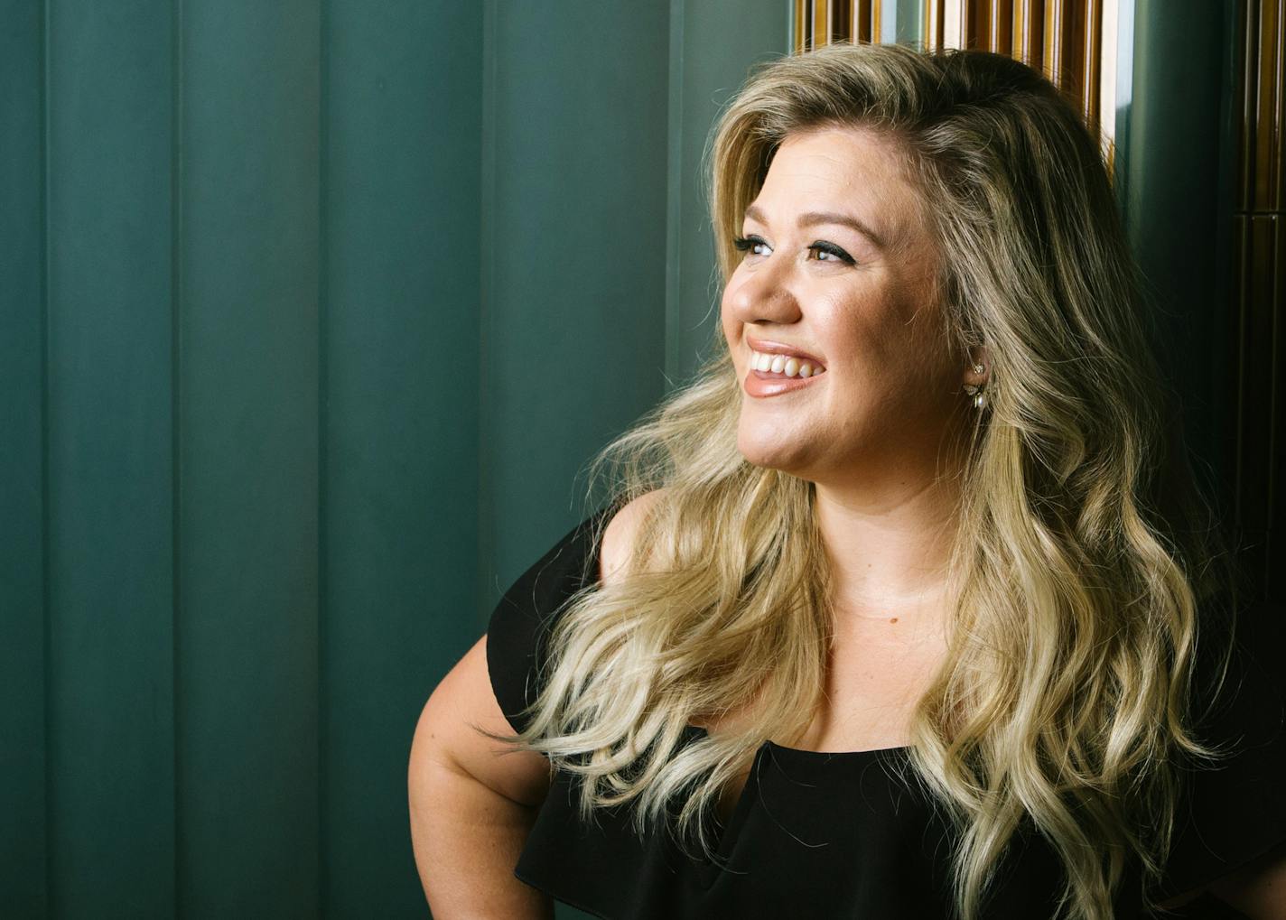 Kelly Clarkson in Nashville, Tenn., on Oct. 5, 2017. For the first time in 15 years, Clarkson feels as if she is driving her own career, and has made an album rooted in her favorite sound: soul. (Kyle Dean Reinford/The New York Times) ORG XMIT: XNYT30