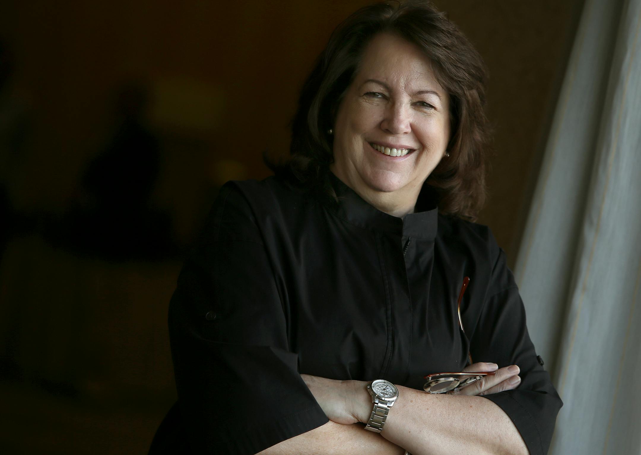 Deb Carlson, a retail expert with Cushman & Wakefield/NorthMarq, hosted the monthly Minnesota Shopping Centers Association meeting at the Doubletree Bloomington, Wednesday, June 4 2014. . ] (ELIZABETH FLORES/STAR TRIBUNE) ELIZABETH FLORES • eflores@startribune.com