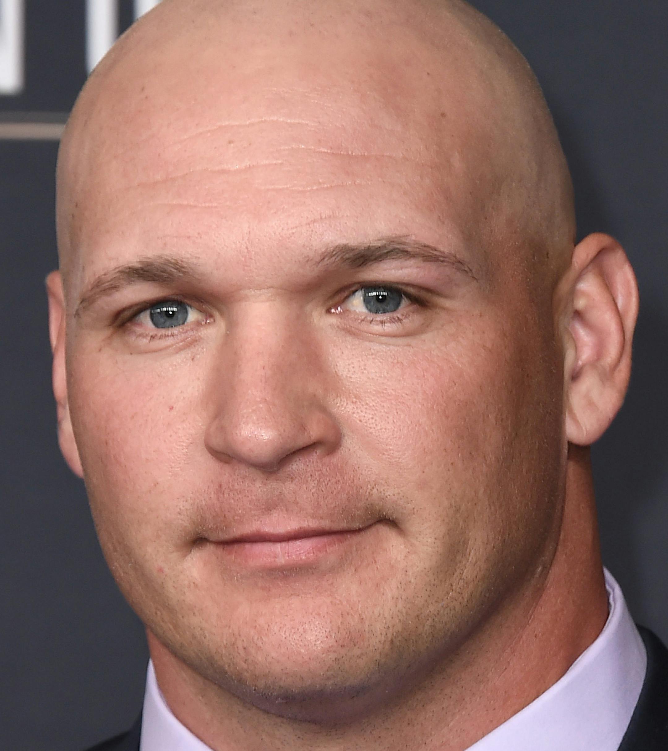 Former NFL player Brian Urlacher arrives at the 4th annual NFL Honors at the Phoenix Convention Center Symphony Hall on Saturday, Jan. 1, 2015. (Photo by Jordan Strauss/Invision for NFL/AP Images) ORG XMIT: INVL