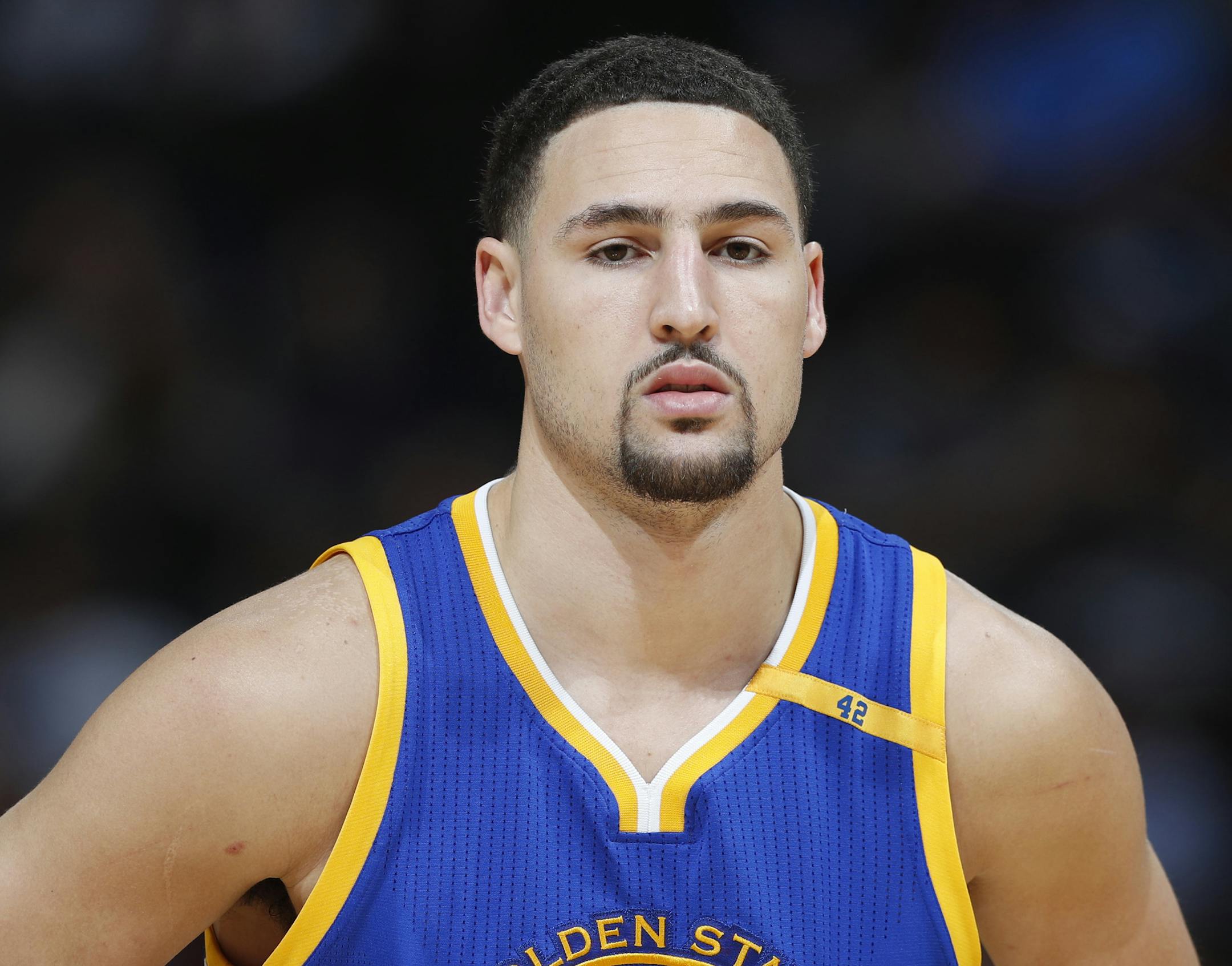 Golden State Warriors guard Klay Thompson (11) in the second half of an NBA basketball game Thursday, Nov. 10, 2016, in Denver. The Warriors won 125-101. (AP Photo/David Zalubowski)