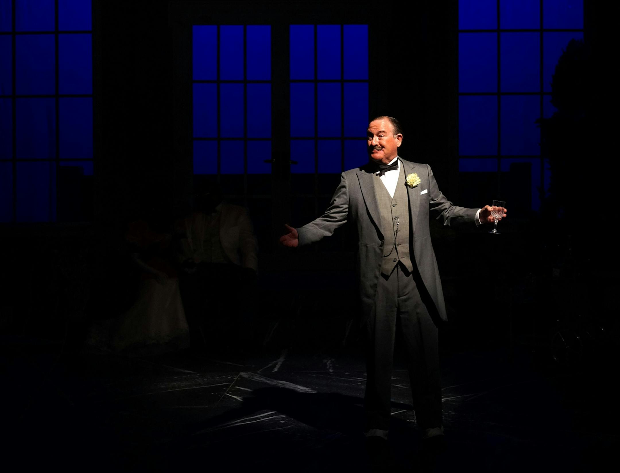 Bob Davis in "The Wasp's Nest."