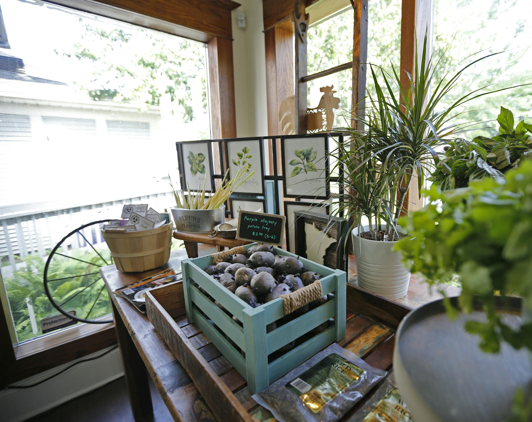 Seasoned, a new shop in St. Paul, takes a unique approach to retail. ] Shari L. Gross ï shari.gross@startribune.com Seasoned, a new shop in St. Paul, takes a unique approach to retail. It's a social business aimed at giving local food makers a space to sell their products without skimming off a large chunk of their profits. Under the co-retailing arrangement, local food makers and growers can minimize business costs while getting competitive prices. The fee structure includes a six-month te