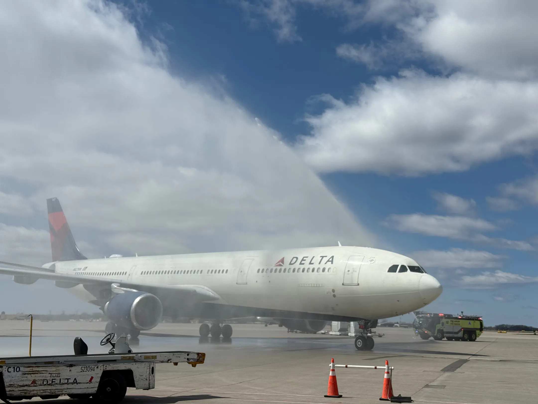 Thomas Ruth Delta Longest-serving female Delta pilot retires