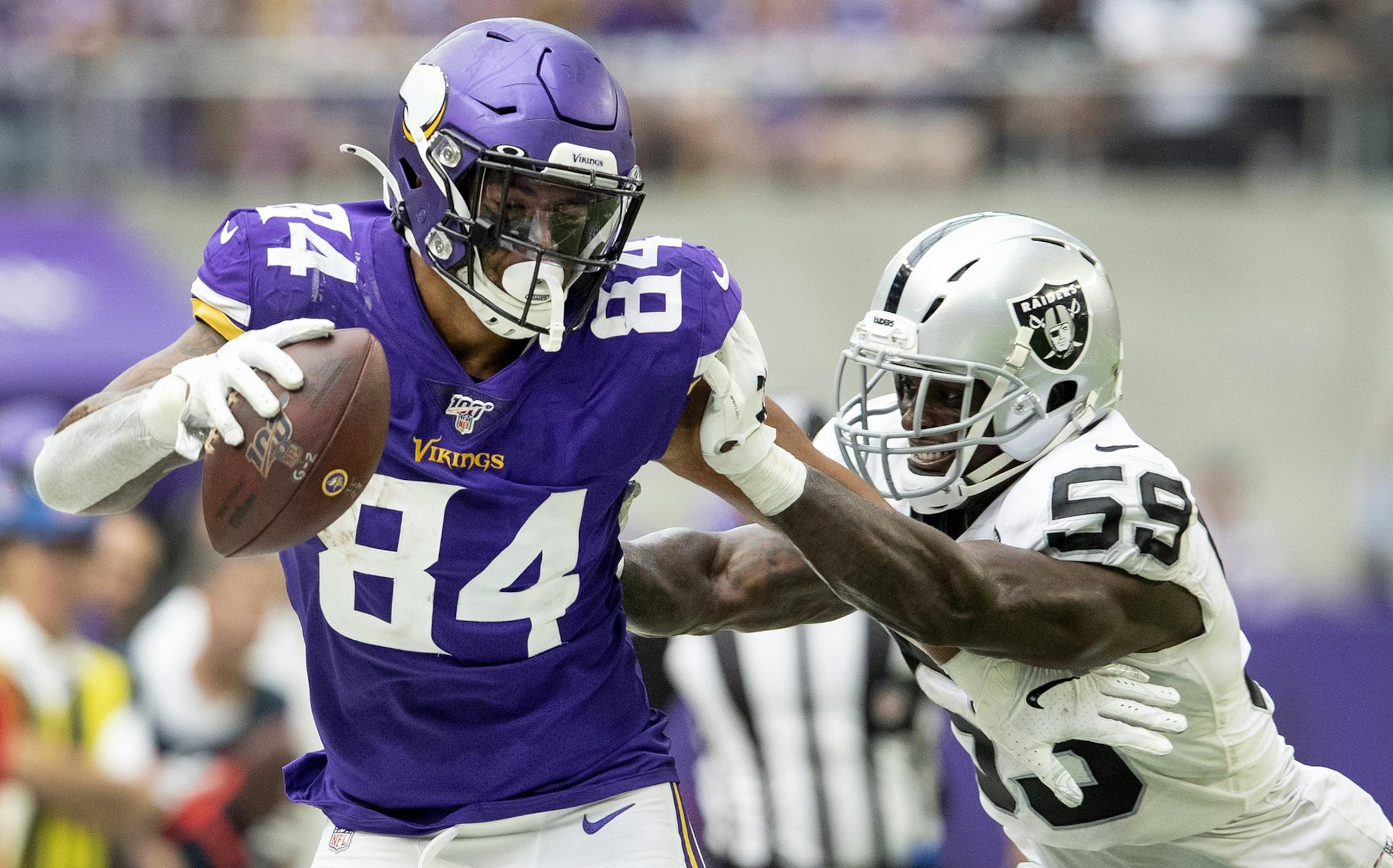 Minnesota Vikings' Irv Smith Jr. (84) was pushed out of bounds in the third quarter. ] CARLOS GONZALEZ &#x2022; cgonzalez@startribune.com &#x2013; Minneapolis, MN &#x2013; September 22, 2019, U.S. Bank Stadium, NFL, Minnesota Vikings vs. Oakland Raiders