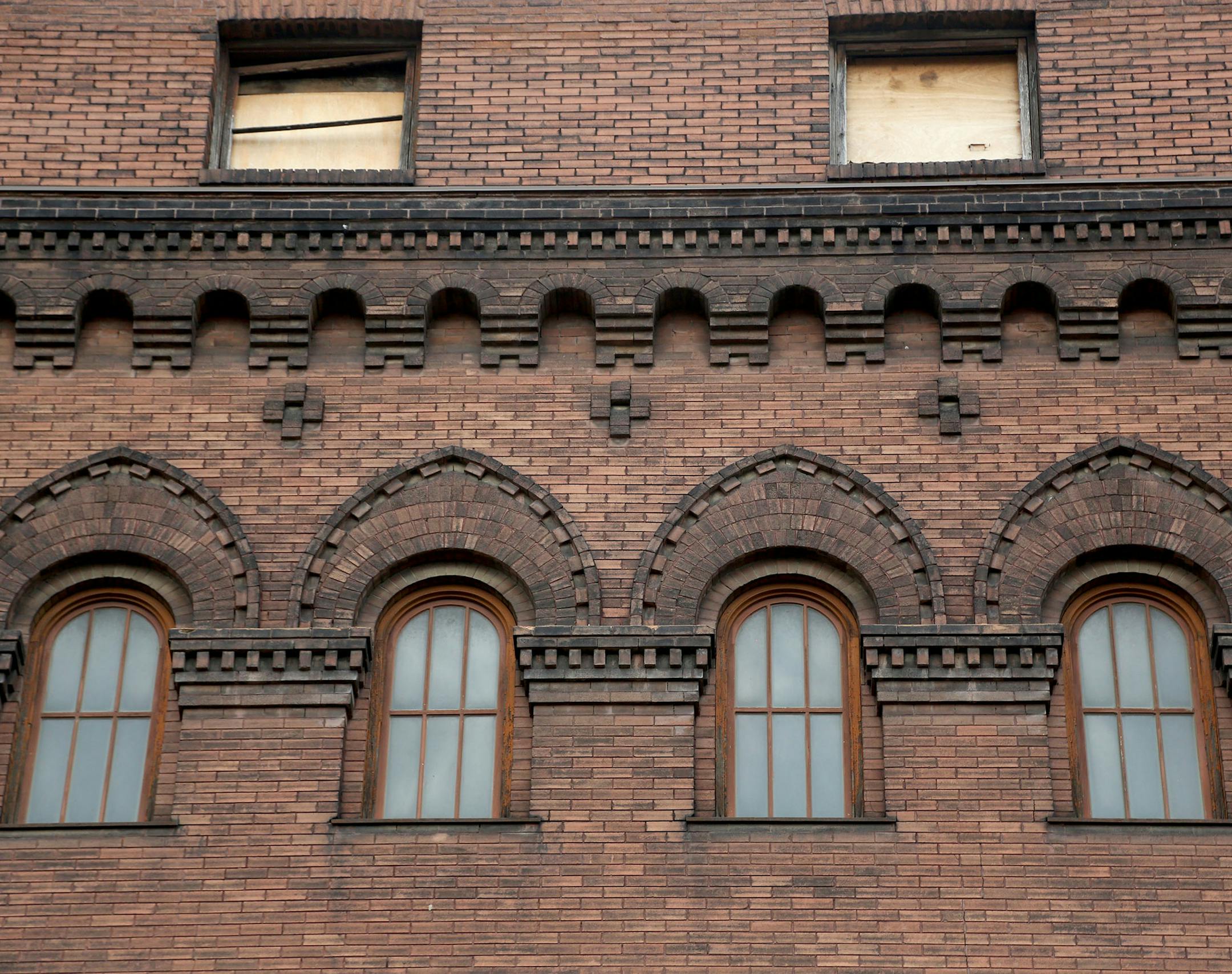 The Jackson building on the corner of Washington Ave. and Third Ave. N. will be developed into a hotel. ] (KYNDELL HARKNESS/STAR TRIBUNE) kyndell.harkness@startribune.com The Jackson building in the North Loop area in Minneapolis, Min., Thursday, August, 4, 2014.