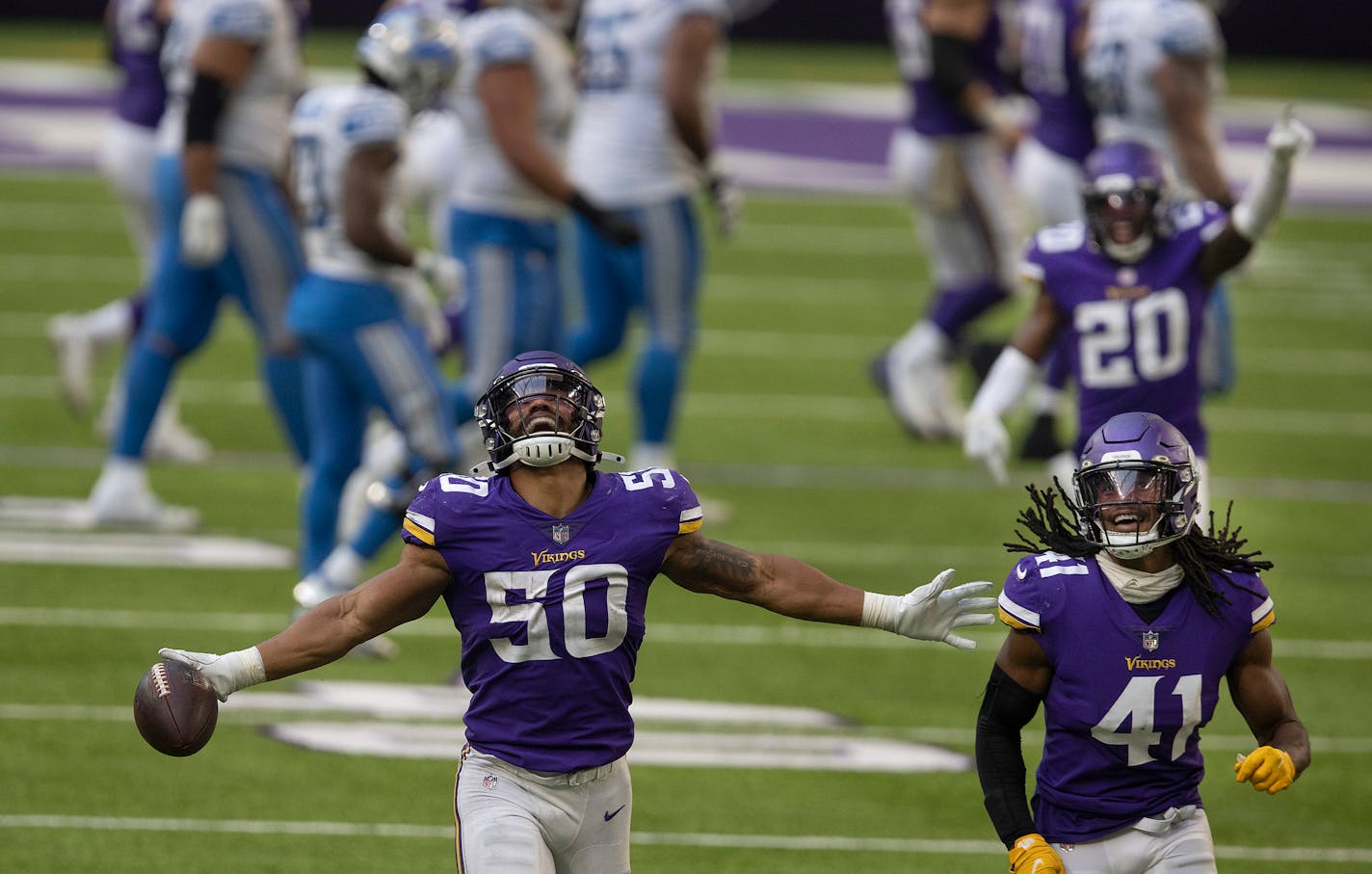 Minnesota Vikings outside linebacker Eric Wilson (50) celebrated his third quarter interception with free safety Anthony Harris (41). ] Jerry Holt •Jerry.Holt@startribune.com