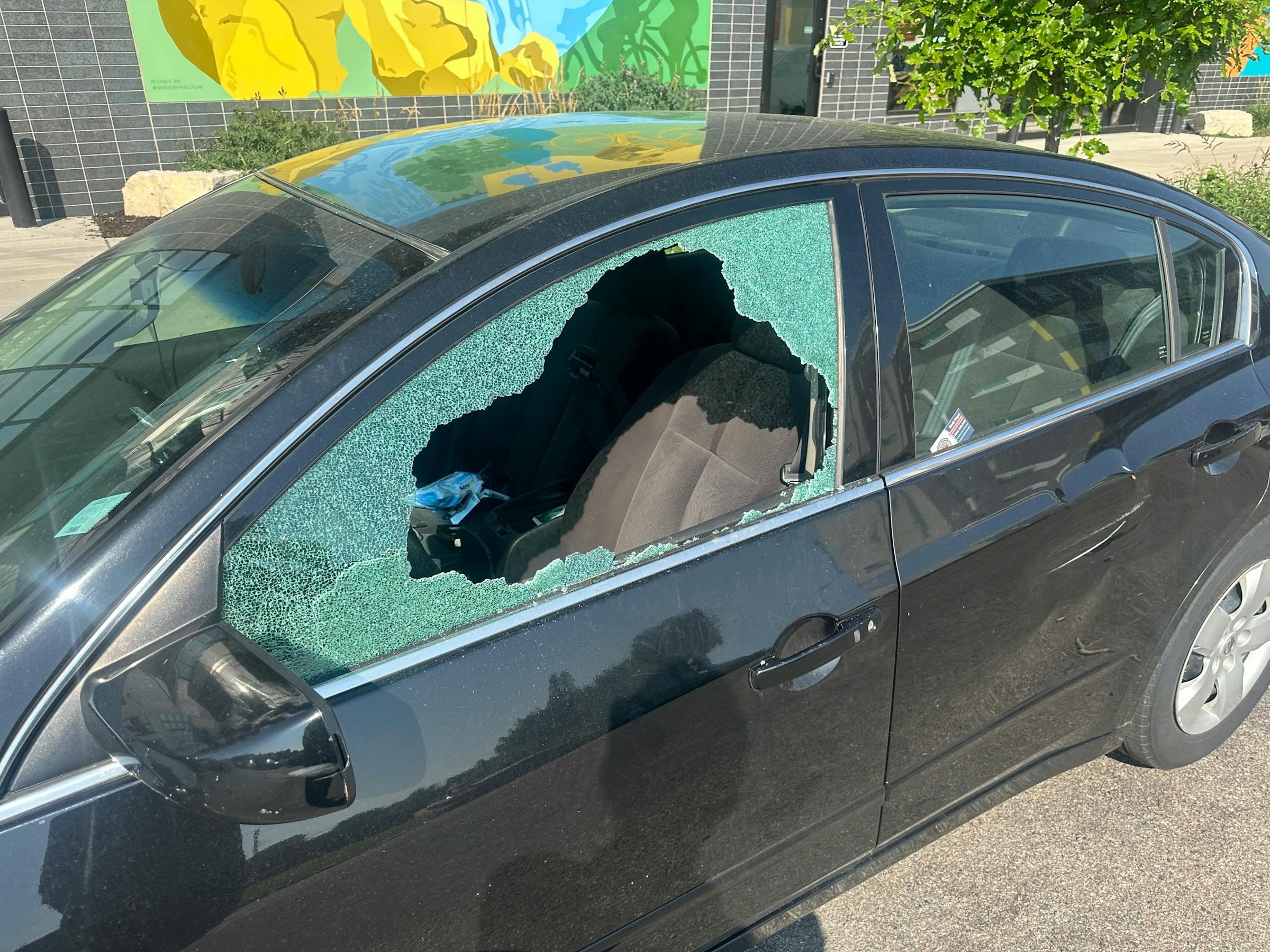 Teenager arrested, two children cited as Minneapolis vehicle break-ins continue