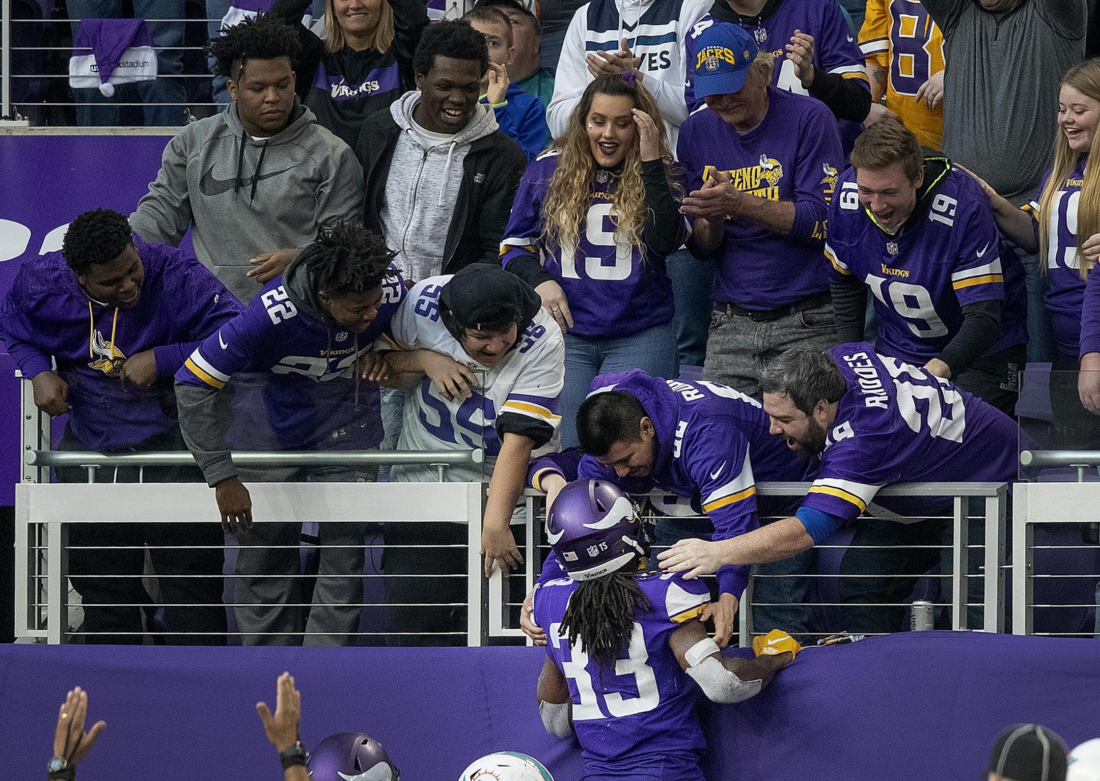 Dalvin Cook celebrated with fans after a 21-yard touchdown run in the fourth quarter.