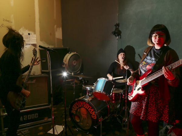 Babes in Toyland will warm up for Cali Jam with a gig at First Avenue on Friday.