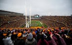 Two Gophers offensive linemen decide to transfer