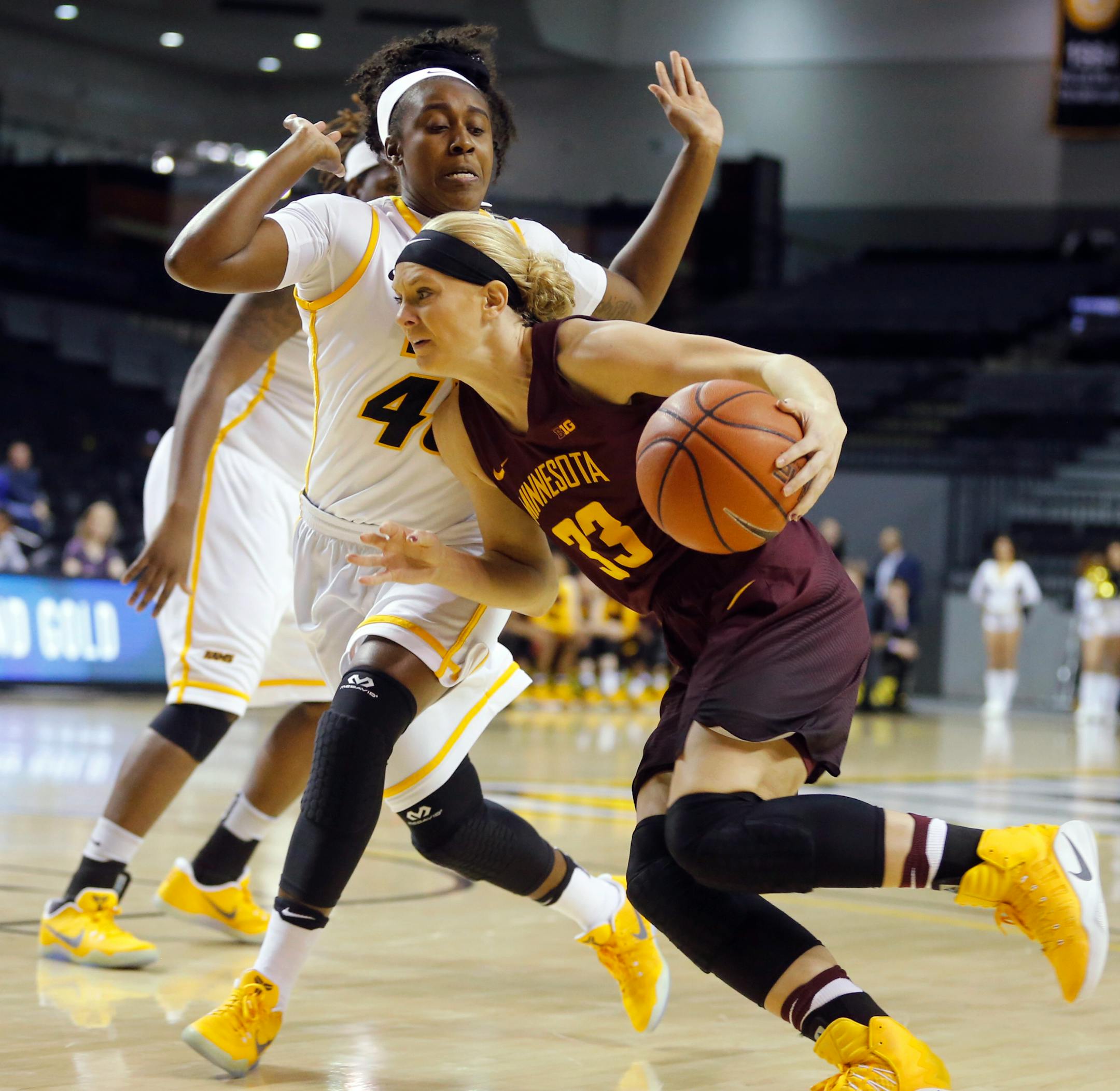 Gophers guard Carlie Wagner drove past Virginia Commonwealth's Isis Thorpe during a nonconference women's college basketball game in Richmond, Va, on Tuesday. Wagner scored 26 points as Minnesota prevailed 79-69.