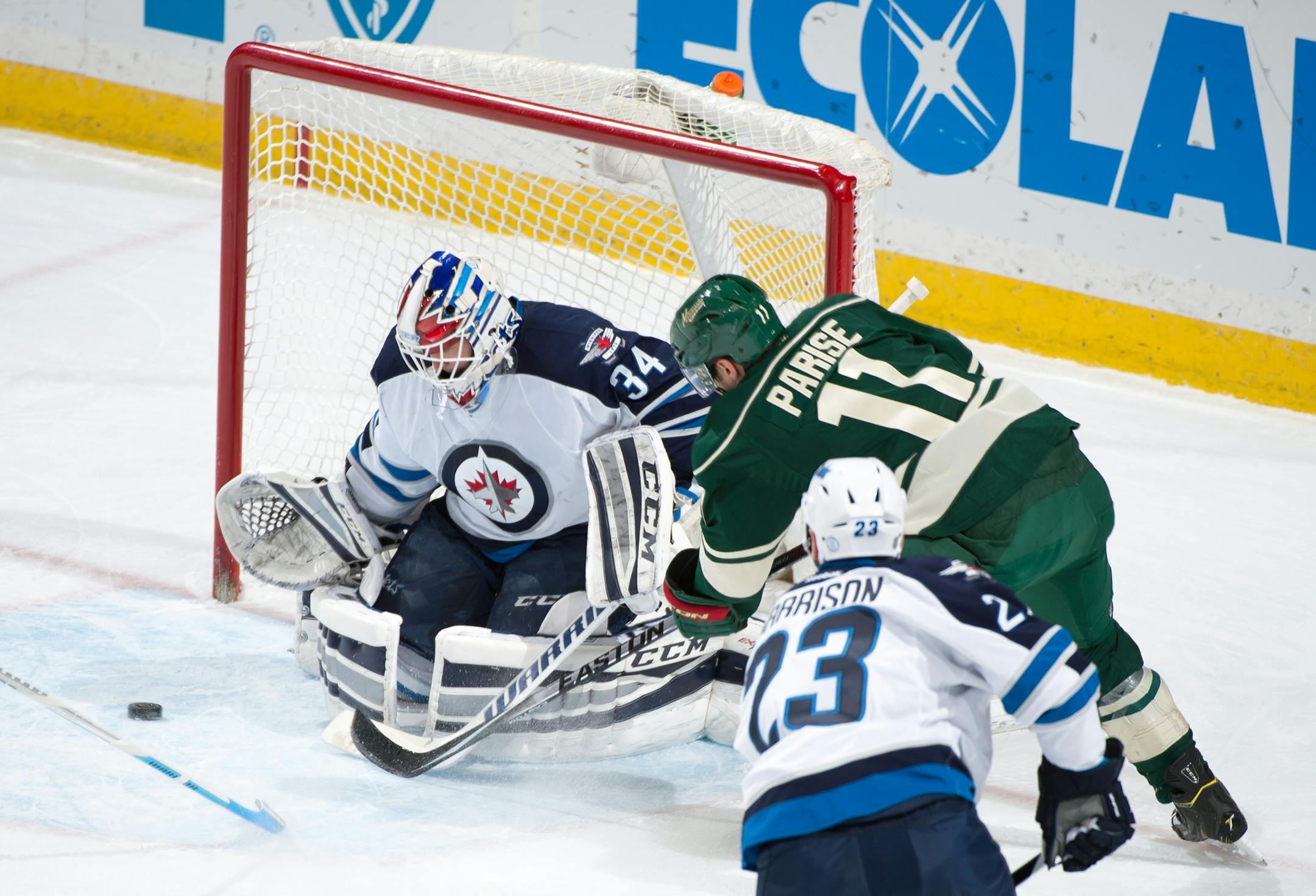 Minnesota Wild left wing Zach Parise (11) nearly scores on Winnipeg Jets goalie Michael Hutchinson (34) during a power play in the first period. ] AARON LAVINSKY • aaron.lavinsky@startribune.com The Minnesota Wild take on the Winnipeg Jets Saturday, Dec. 27, 2015 at Xcel Energy Center in St. Paul.