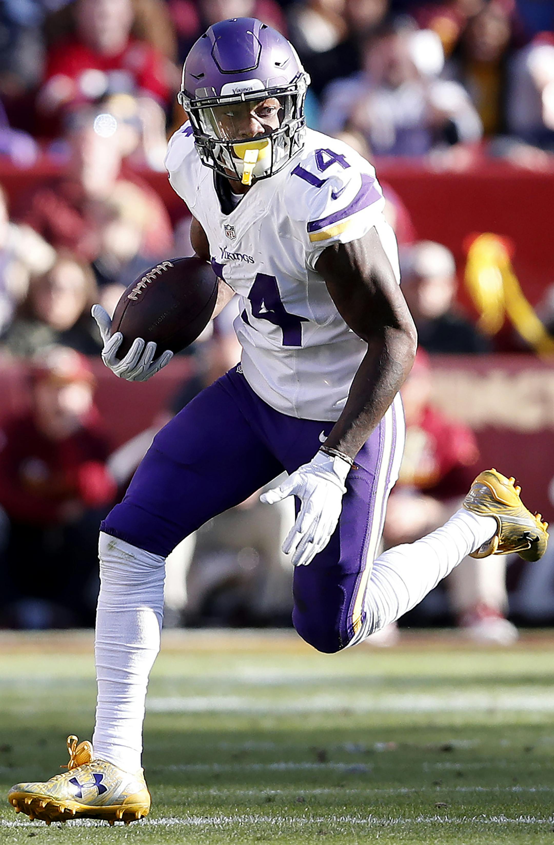 Minnesota Vikings Stefon Diggs (14). ] CARLOS GONZALEZ cgonzalez@startribune.com - November 13, 2016, Landover, MD, FedEx Field, NFL, Minnesota Vikings vs. Washington Redskins
