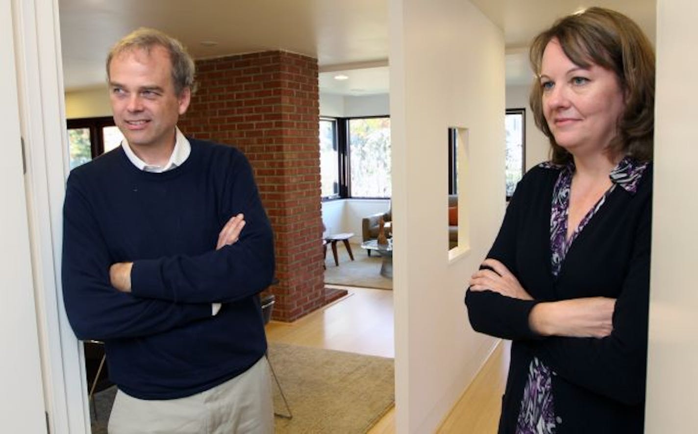 (left to right) Architect Paul Ormseth and home owner Karen Kurt talked about their design and remodel project in south Minneapolis which won a BLEND award for the transformation of a post-war track rambler home.