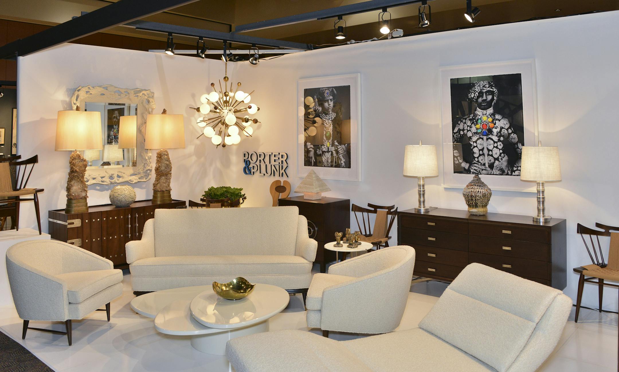 Modernism in Palm Springs - show and sale