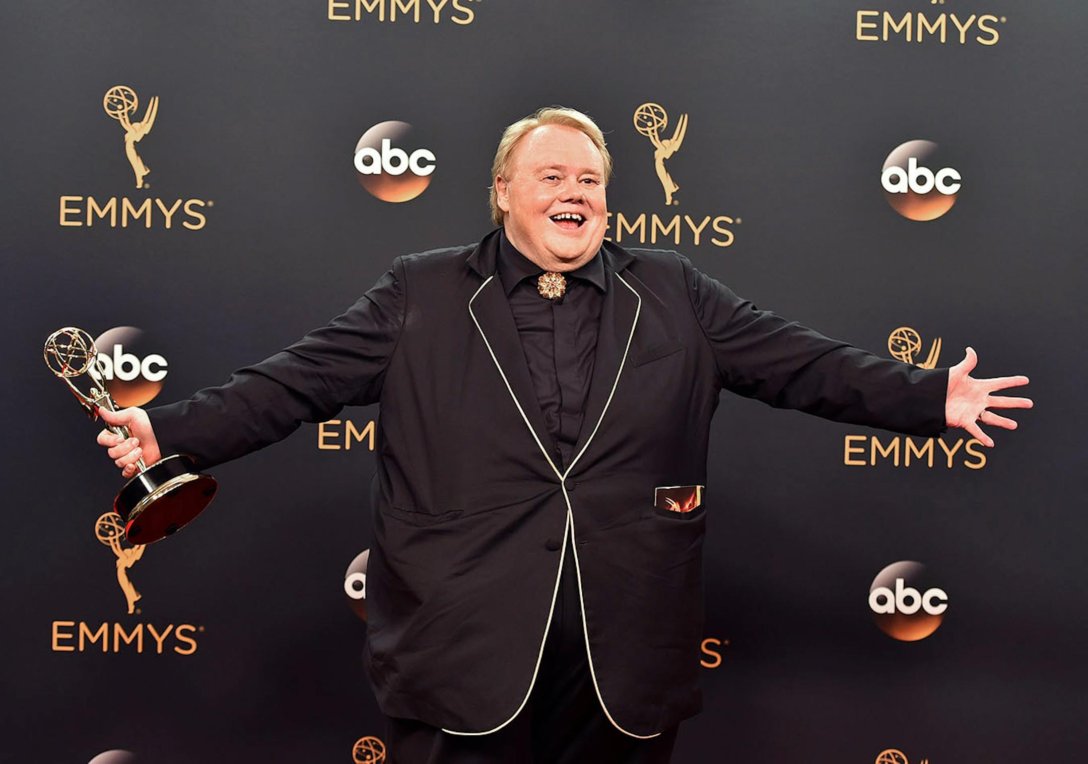 Louis Anderson winner of the award for outstanding supporting actor in a comedy series for ìBasketsî poses in the press room at the 68th Primetime Emmy Awards on Sunday, Sept. 18, 2016, at the Microsoft Theater in Los Angeles. (Photo by Jordan Strauss/Invision/AP)