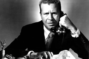 The metamorphosis of Dick Powell from sweet&#x2260; voiced pretty boy to two - fisted hard guy that began in RKO Radio's sensational "Murder, My Sweet