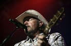 Toby Keith performed at the State Fair Grandstand in Falcon Heights, Minn., Wednesday, August 31, 2011. ] (KYNDELL HARKNESS/STAR TRIBUNE) kyndell.hark