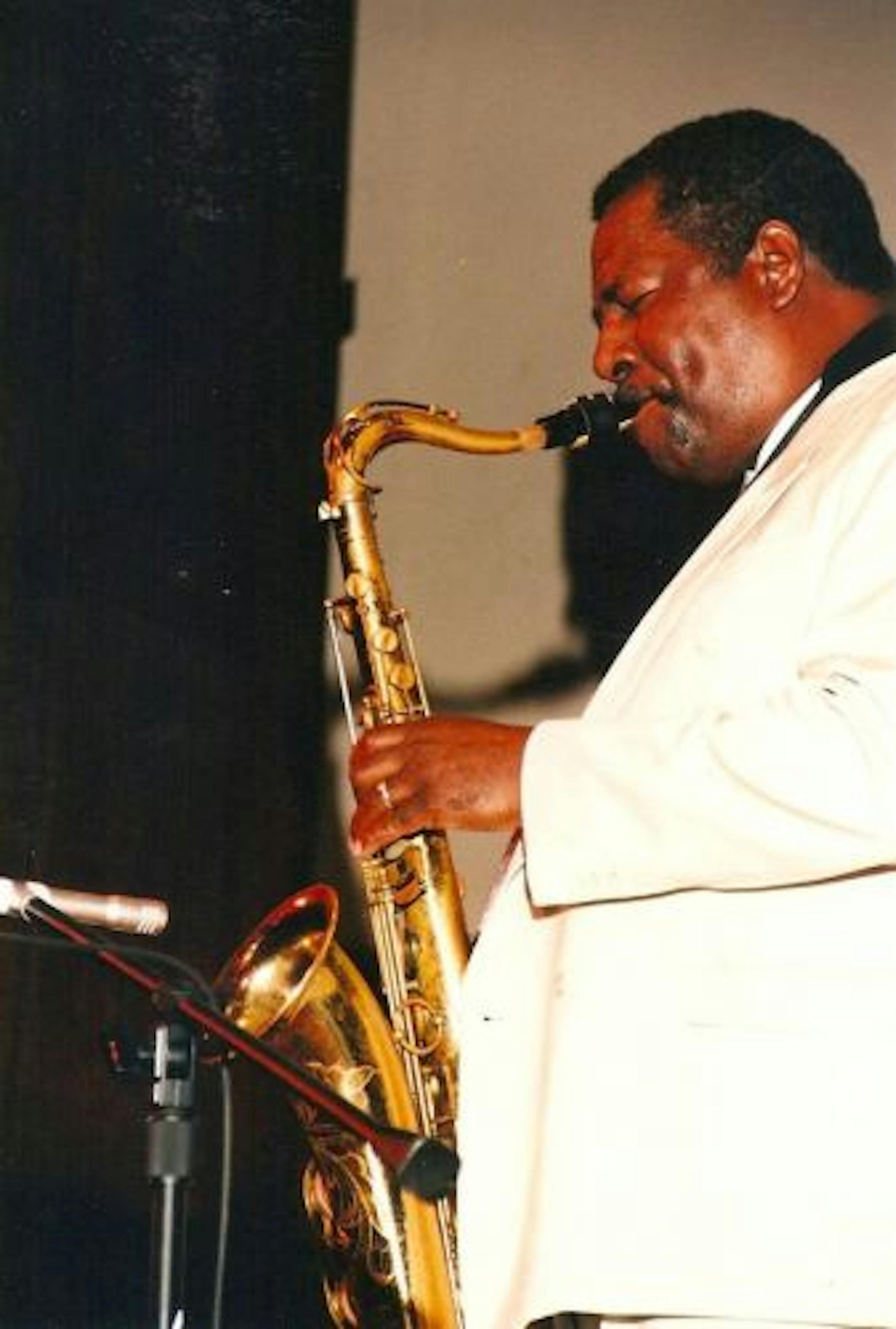 Jazz great Willie Akins has put out his first album in 13 years.