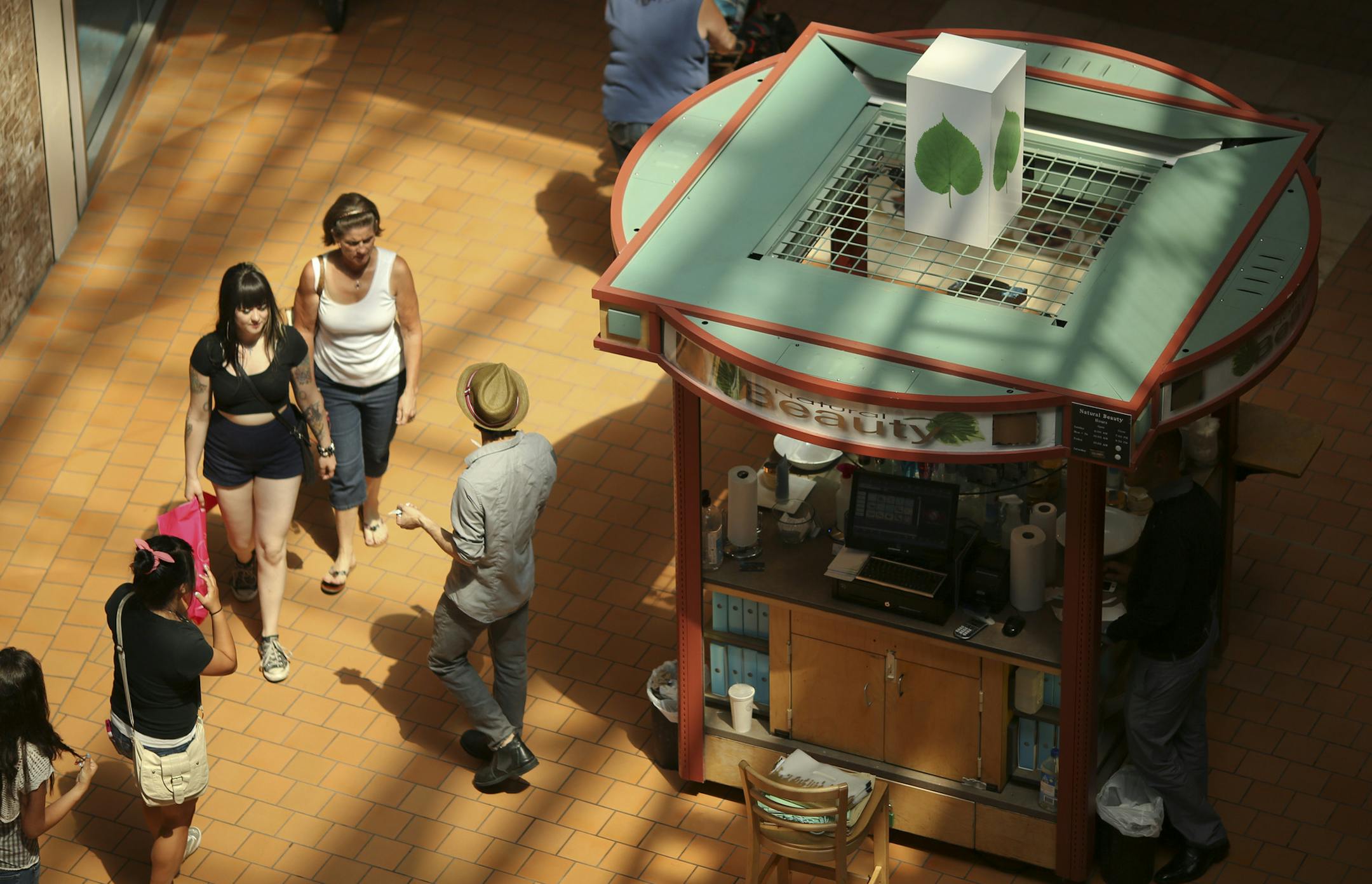 The operators of health and beauty kiosks at the Mall of America are accused of employing and housing employees from Israel and Ukraine for nearly four years, knowing that they were undocumented workers. The defendants, all legal U.S. residents, operate the Natural Beauty and Hollywood Hair Extensions kiosks around the mall. The alleged conspiracy ran from September 2009 until mid-June of this year. The Natural Beauty kiosk on the first floor of the north side of the Mall of America in Bloomingt